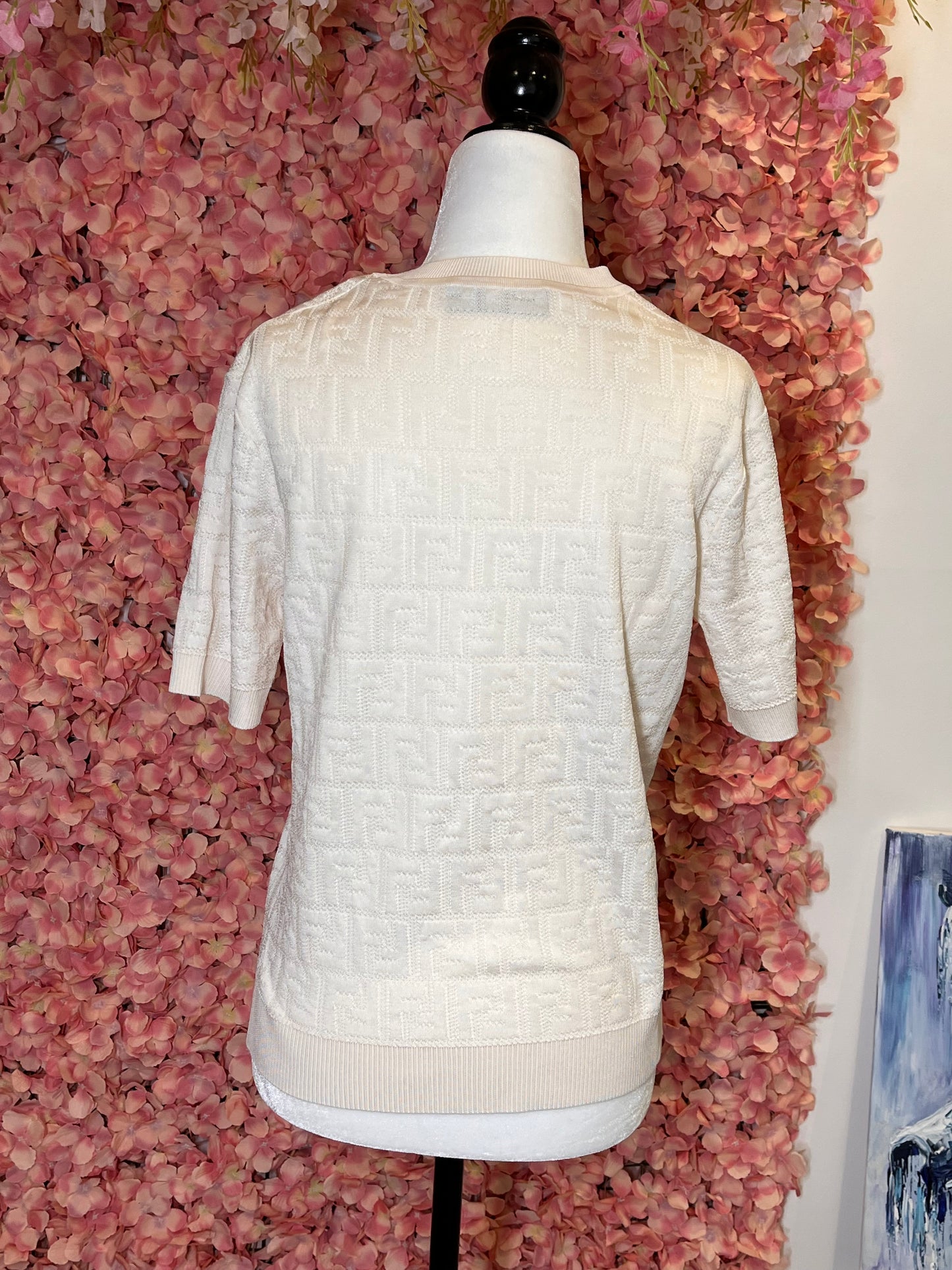 Pre-Owned FENDI Pullover Off-White Top,42