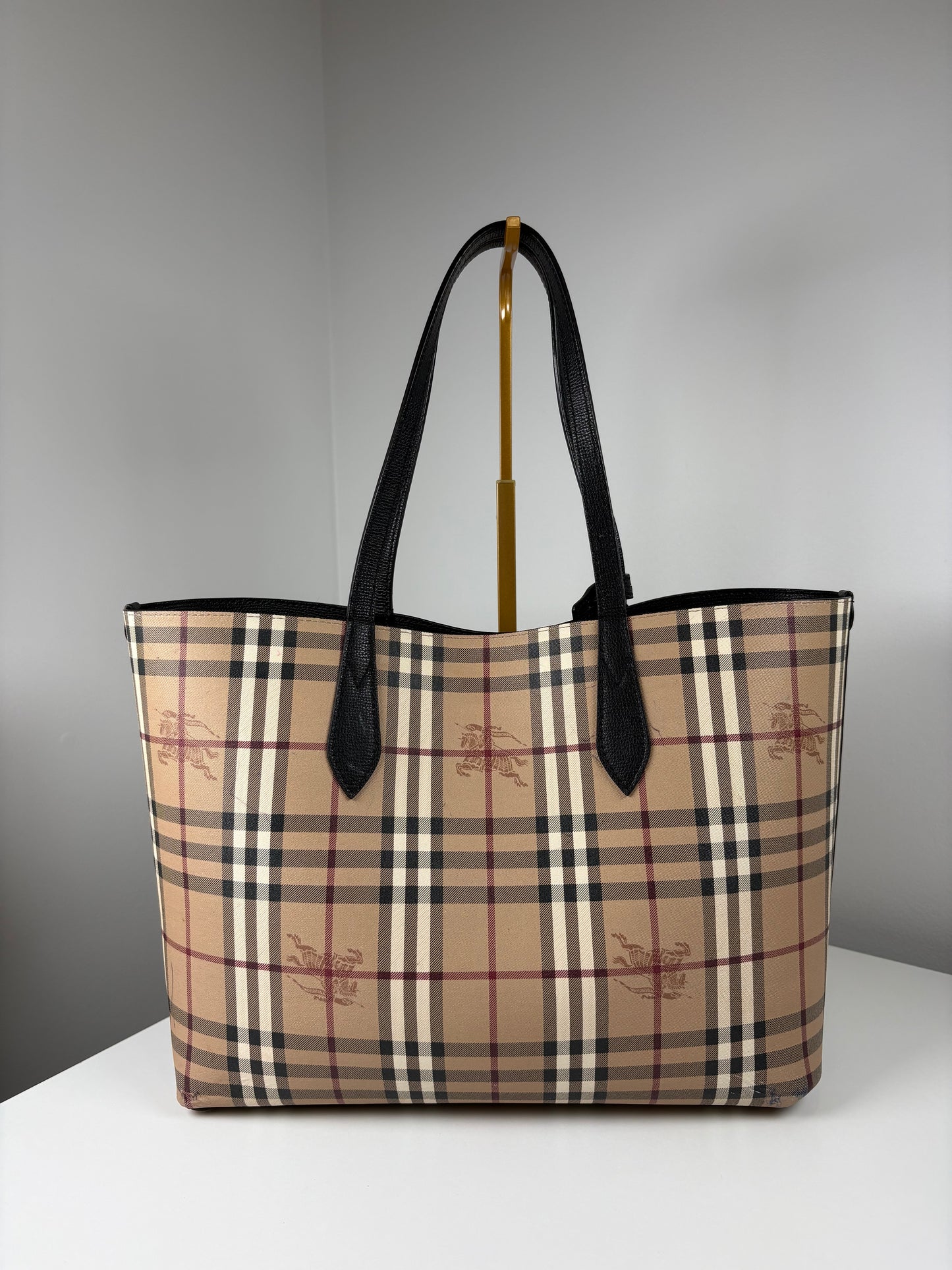 Pre-Owned BURBERRY Haymarket Check Reversible Tote Handbag, Black/Nova Check