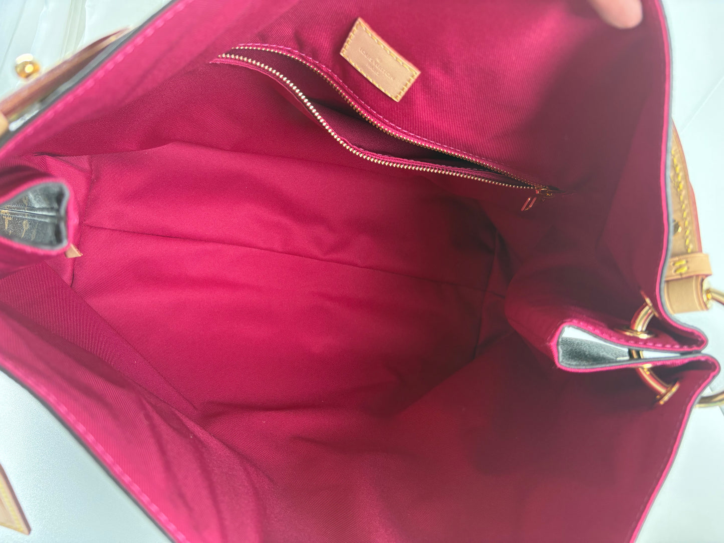 Pre-Owned LOUIS VUITTON Graceful Handbag, Monogram, MM
