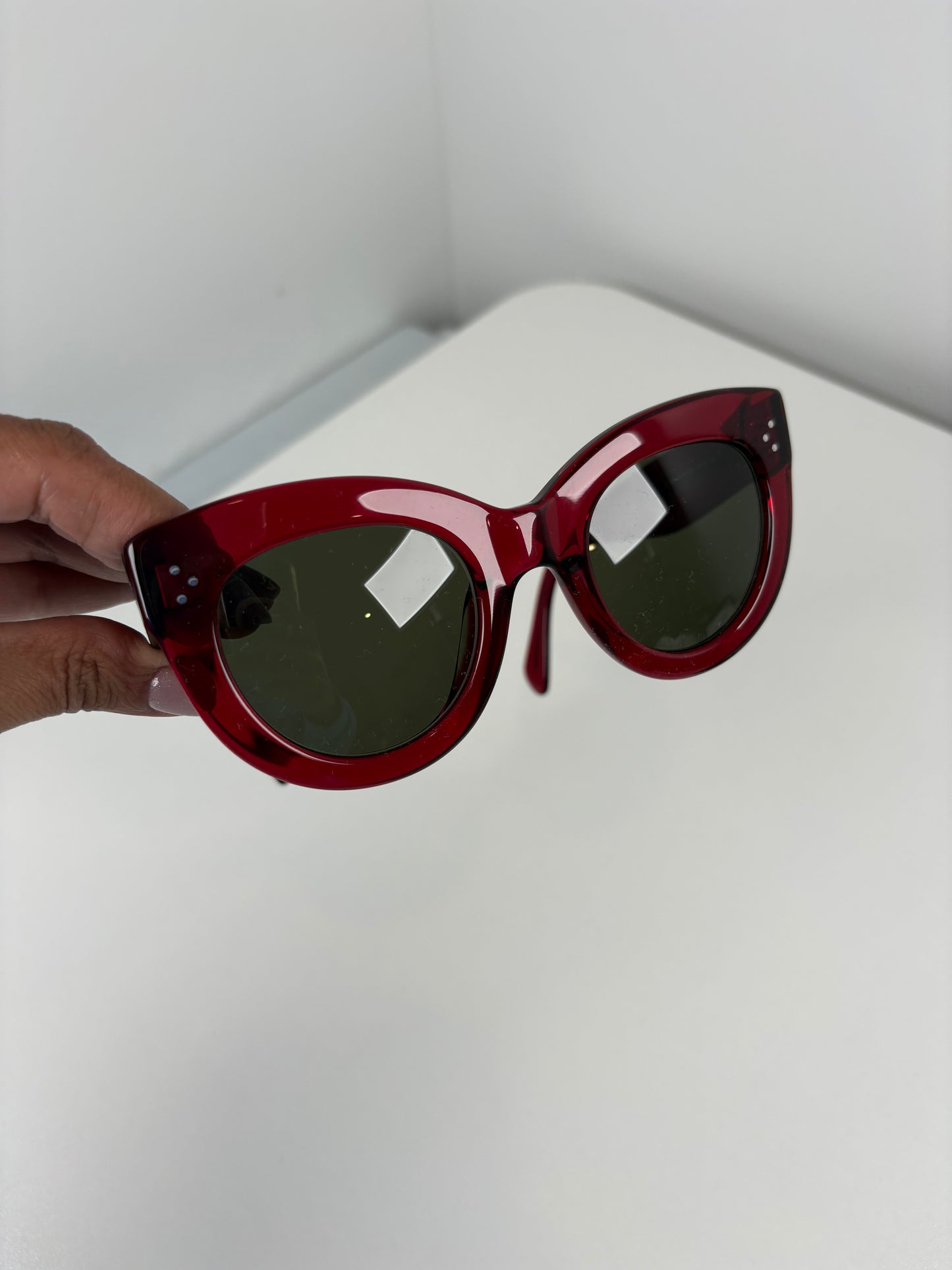 Pre-Owned CELINE Circular Sunglasses, Red