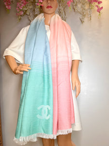 Pre-Owned CHANEL™ Multi-Colour Stole