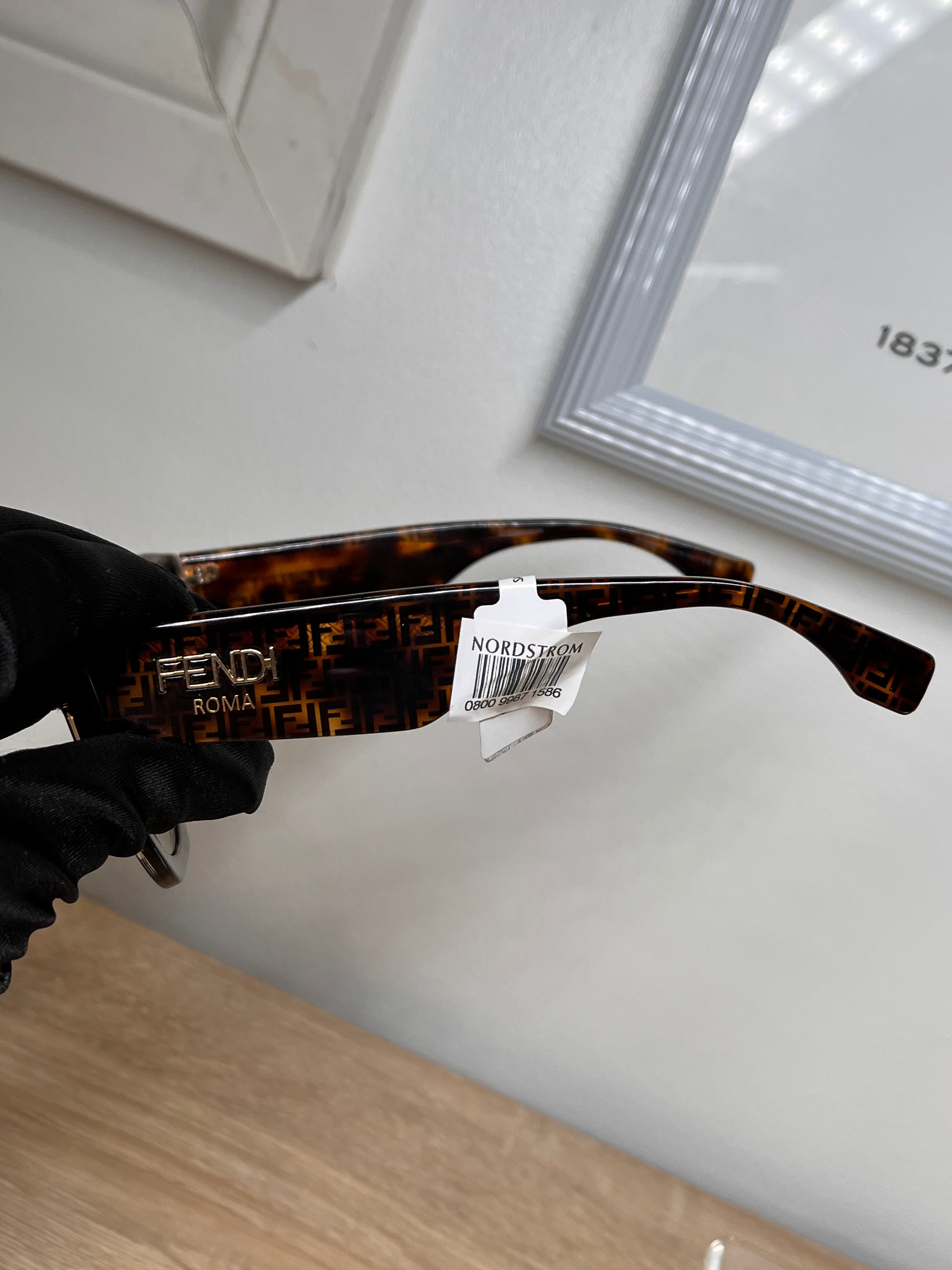 Pre-Owned FENDI Brown Sunglasses