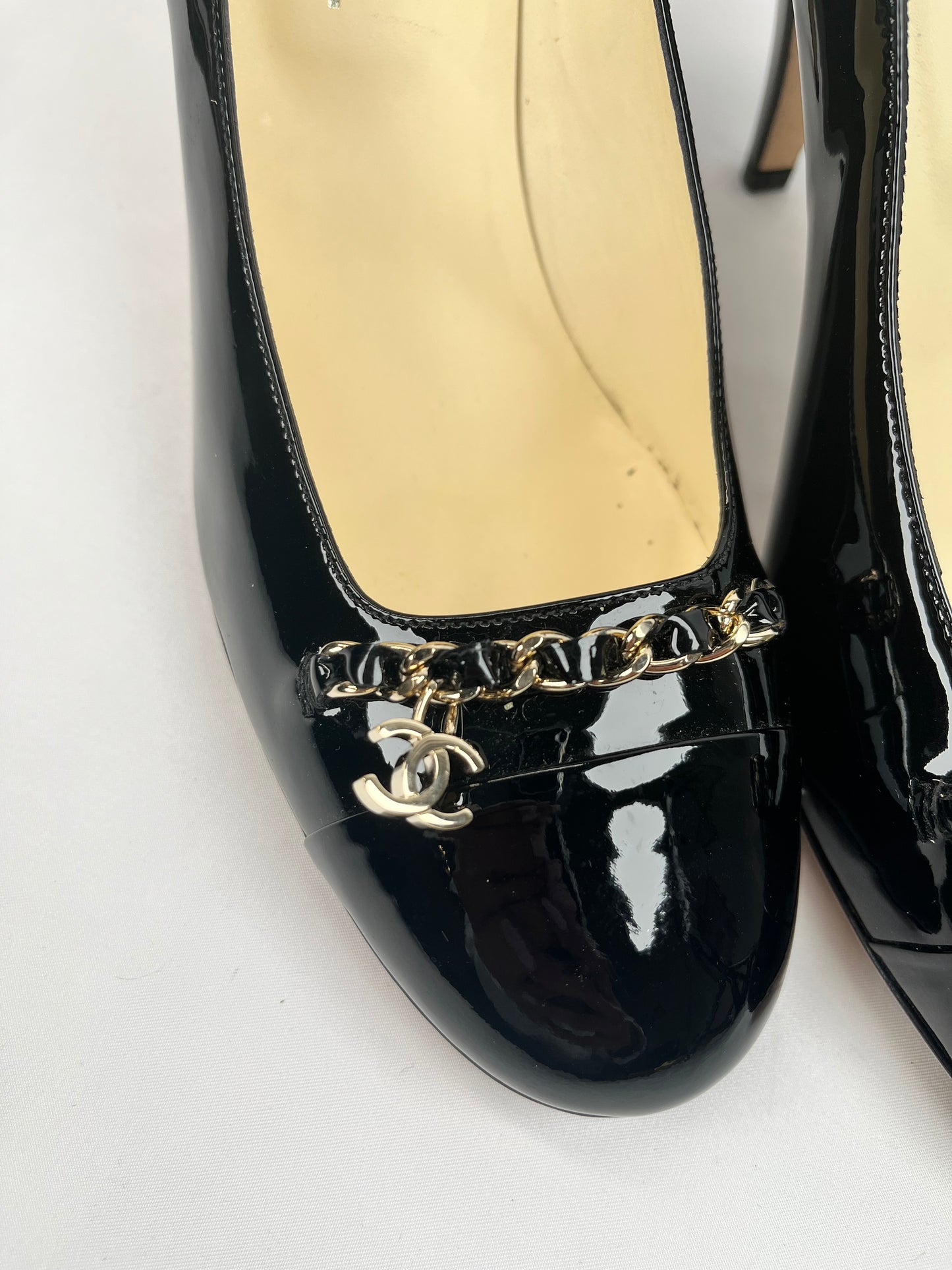 Pre-Owned CHANEL™ Patent Leather Black Pumps, 41