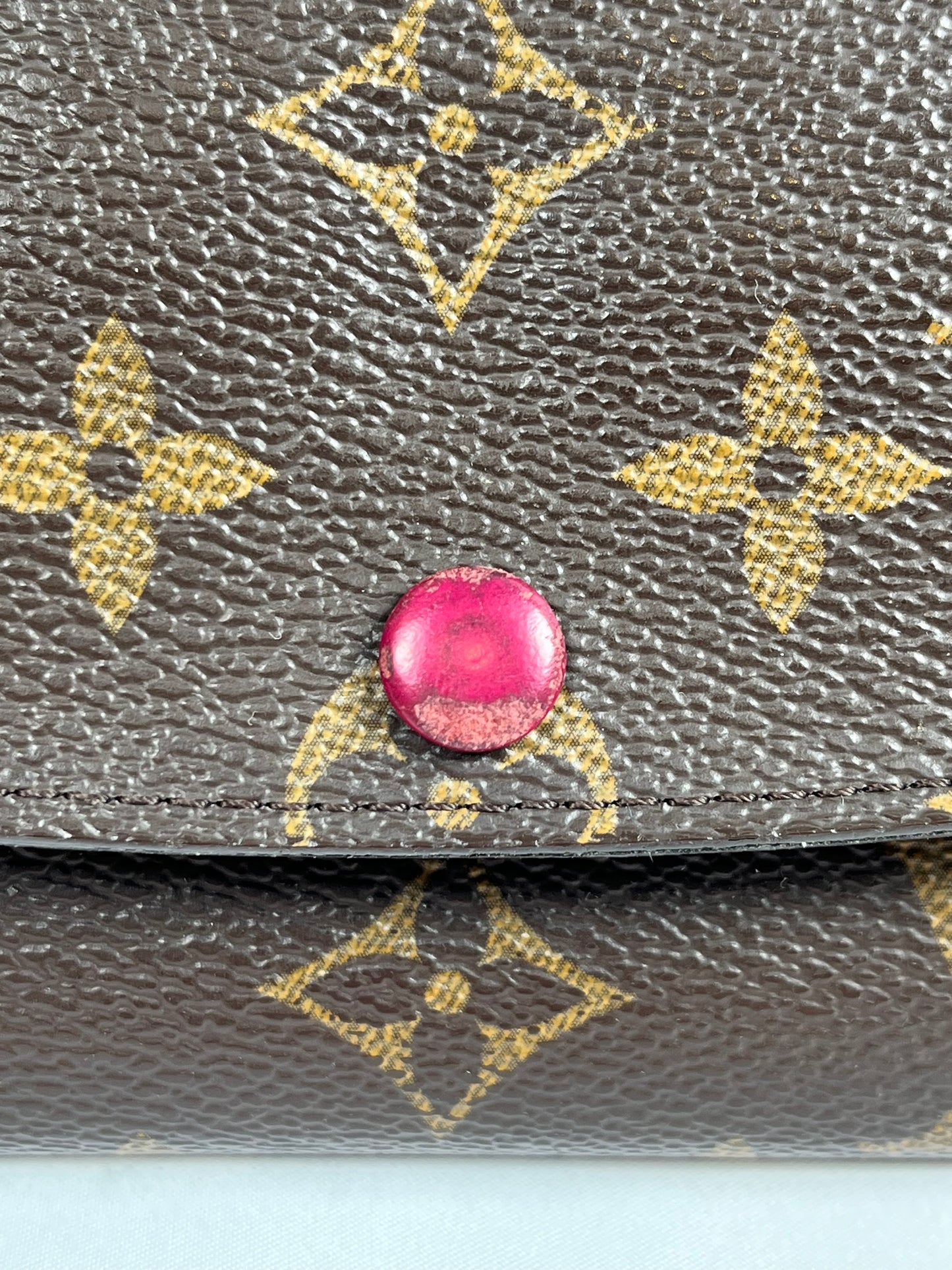 Pre-Owned LOUIS VUITTON Emilie Monogram/Fuschia Wallet