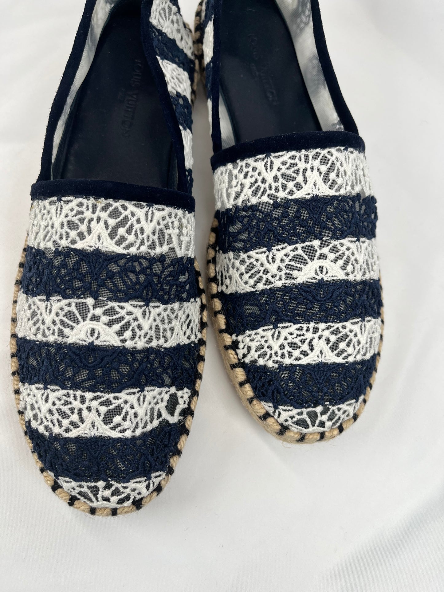 Pre-Owned LOUIS VUITTON Crochet Slip On Blue/White Espadrilles, 9.5