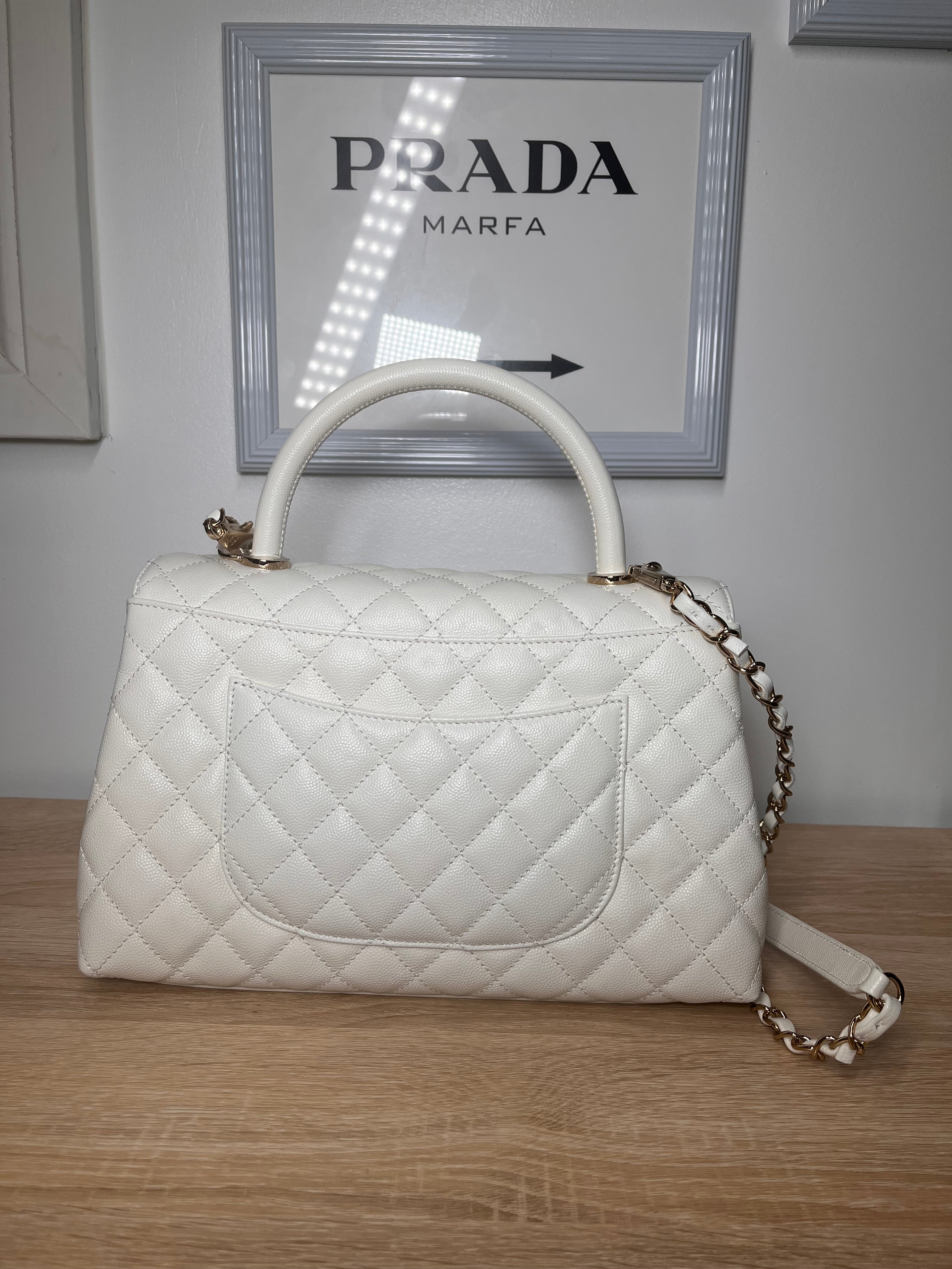 Pre-Owned CHANEL™ Caviar Quilted Coco Handle Flap White/Light Gold Handbag