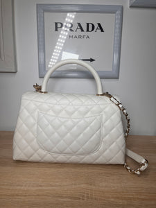Pre-Owned CHANEL™ Caviar Quilted Coco Handle Flap White/Light Gold Handbag