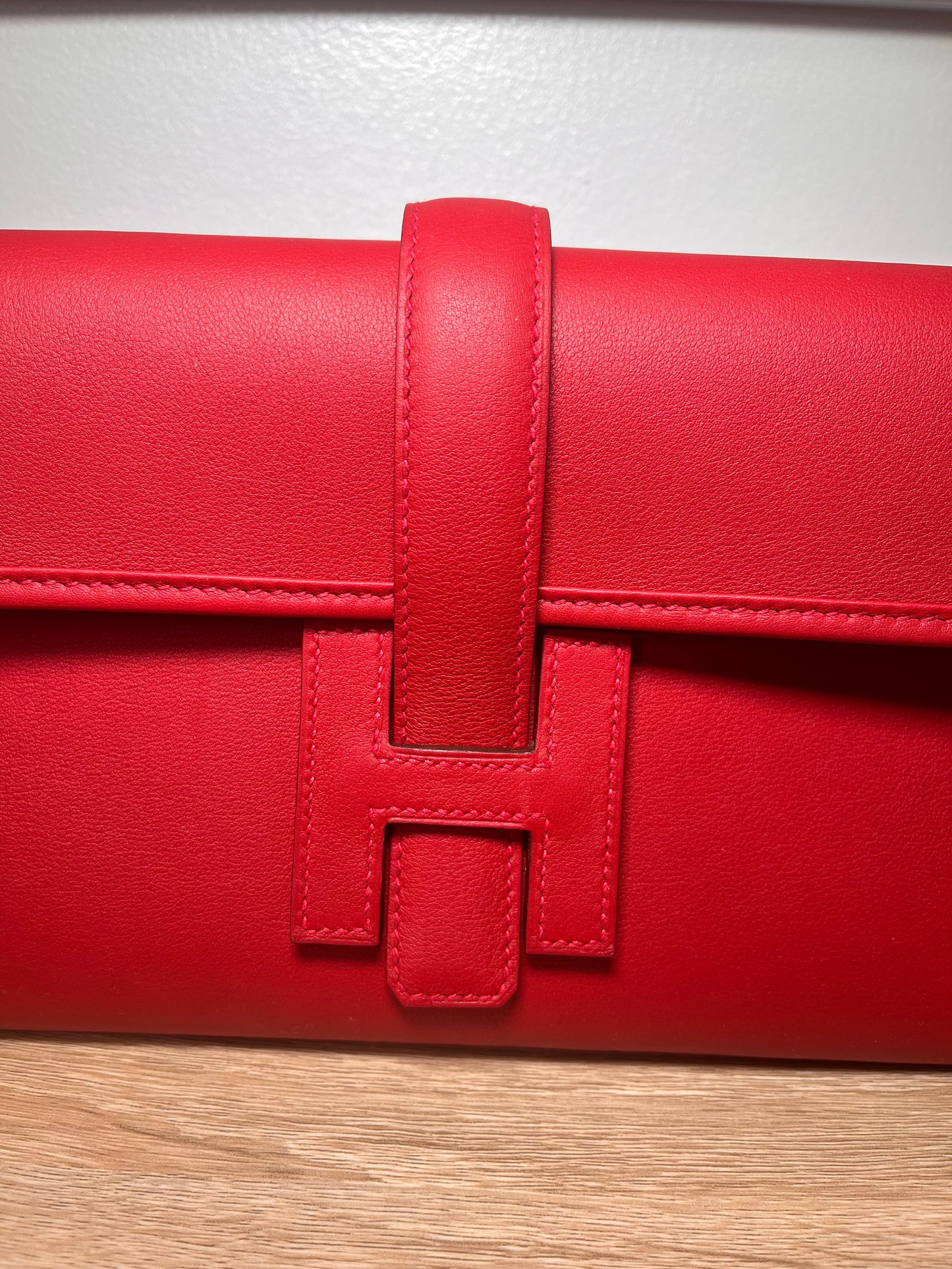 Pre-Owned HERMES Swift Jige Elan 29 Clutch Rouge Clutch