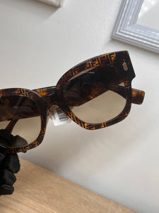 Pre-Owned FENDI Brown Sunglasses