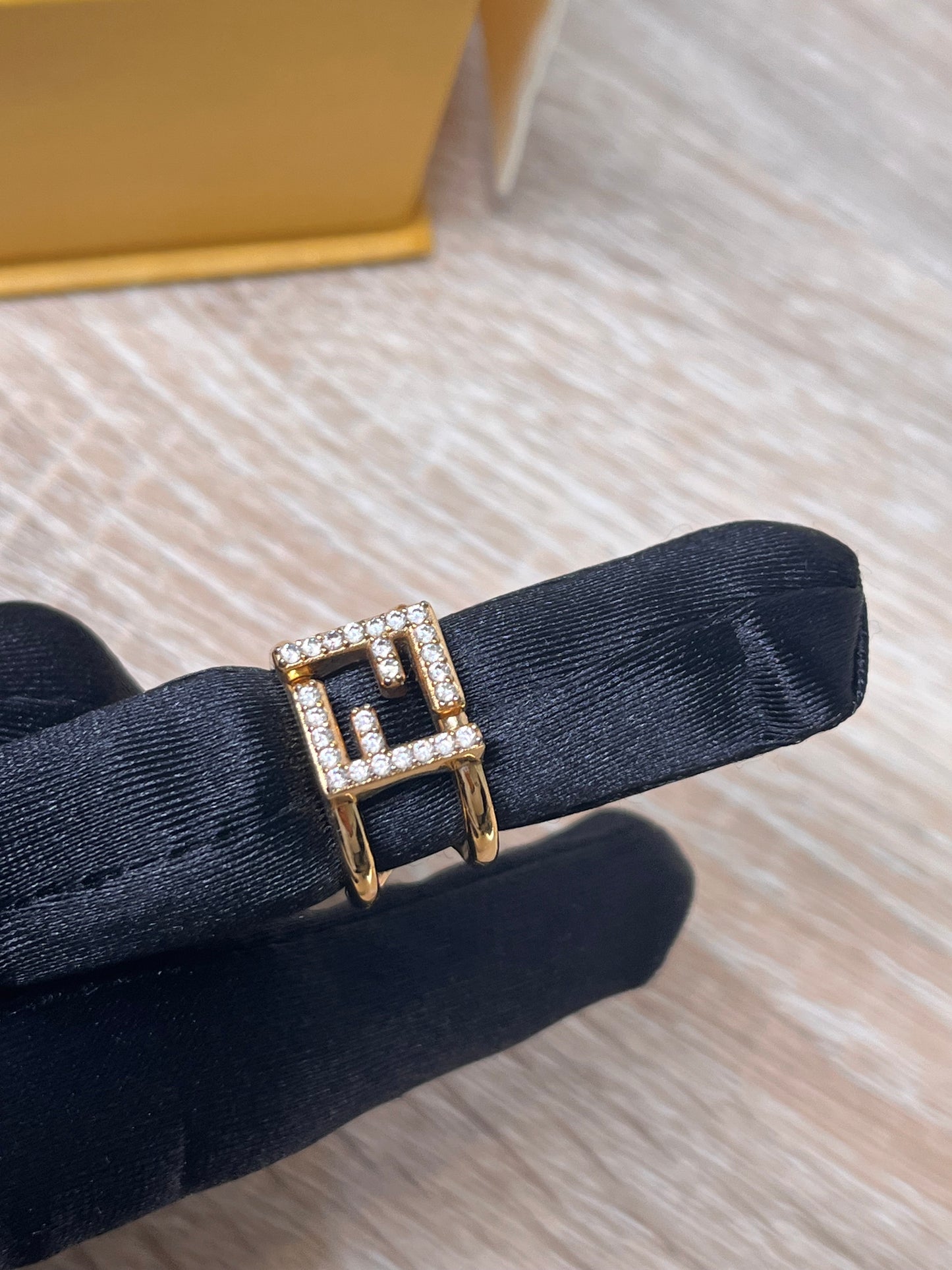Pre-Owned FENDI FF Gold Ring, Small