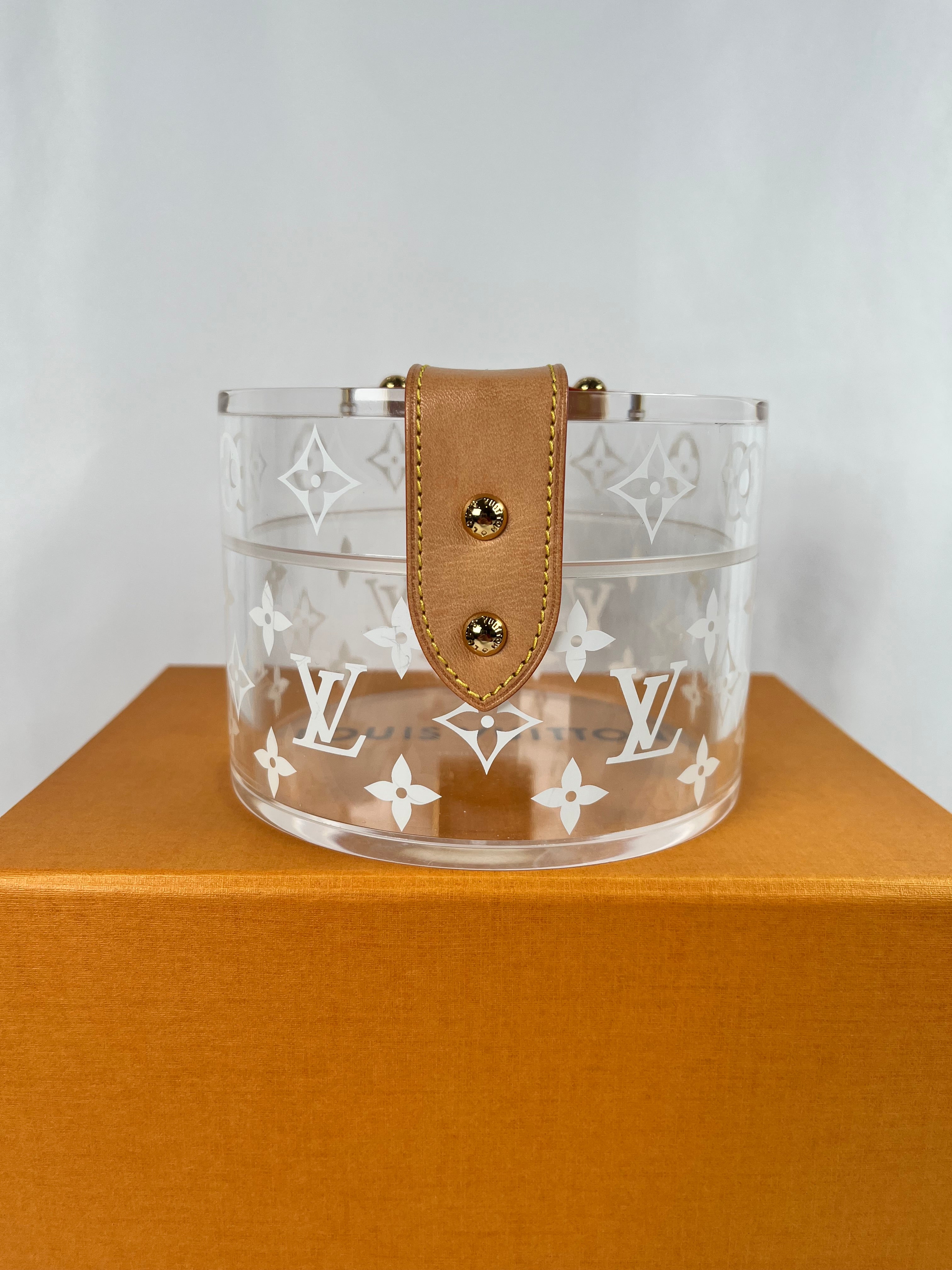 Pre-Owned LOUIS VUITTON Plexiglass Box Scott Transparent Belt Bag
