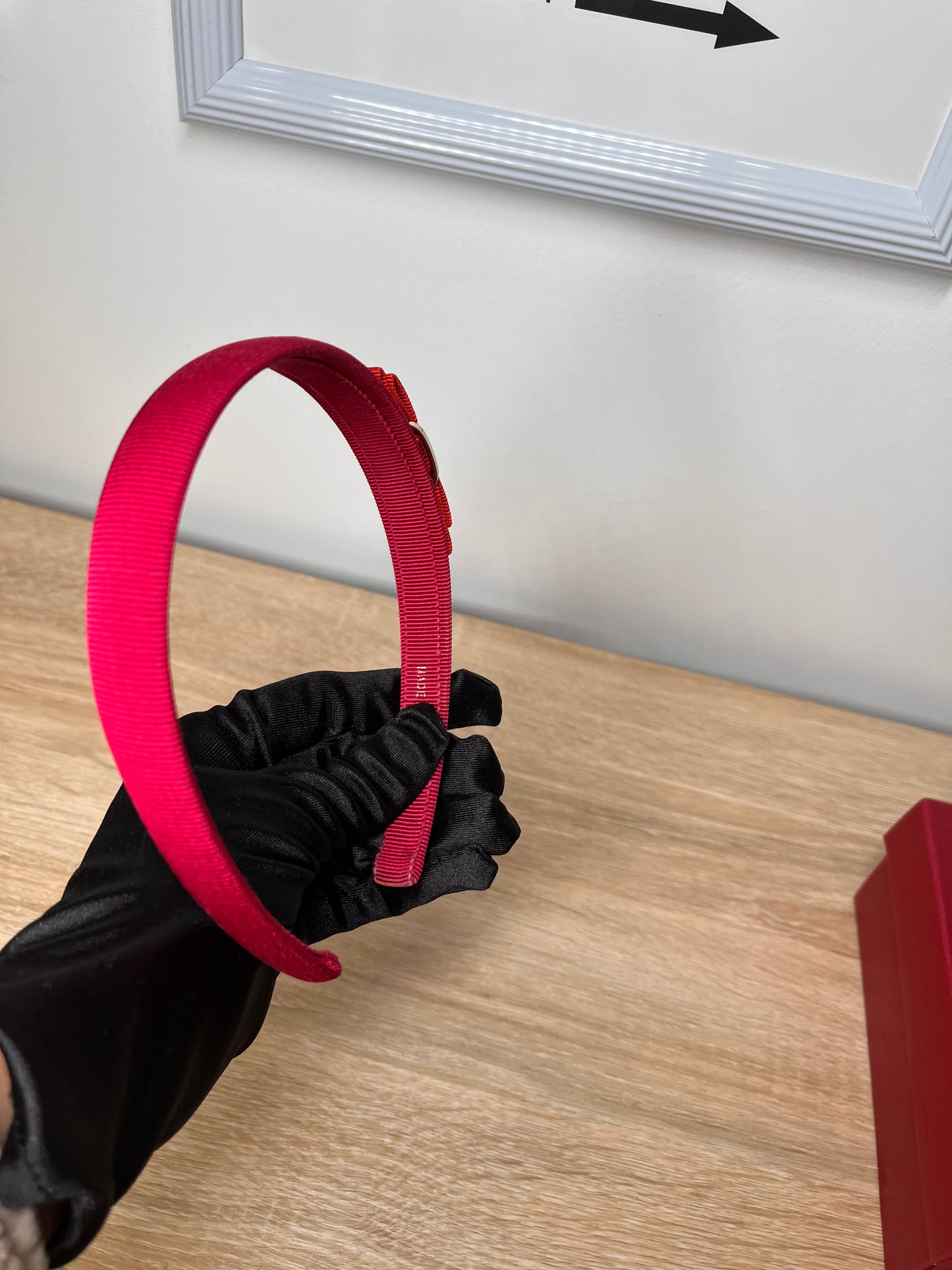 Pre-Owned SALVATORE FERRAGAMO Red Headband