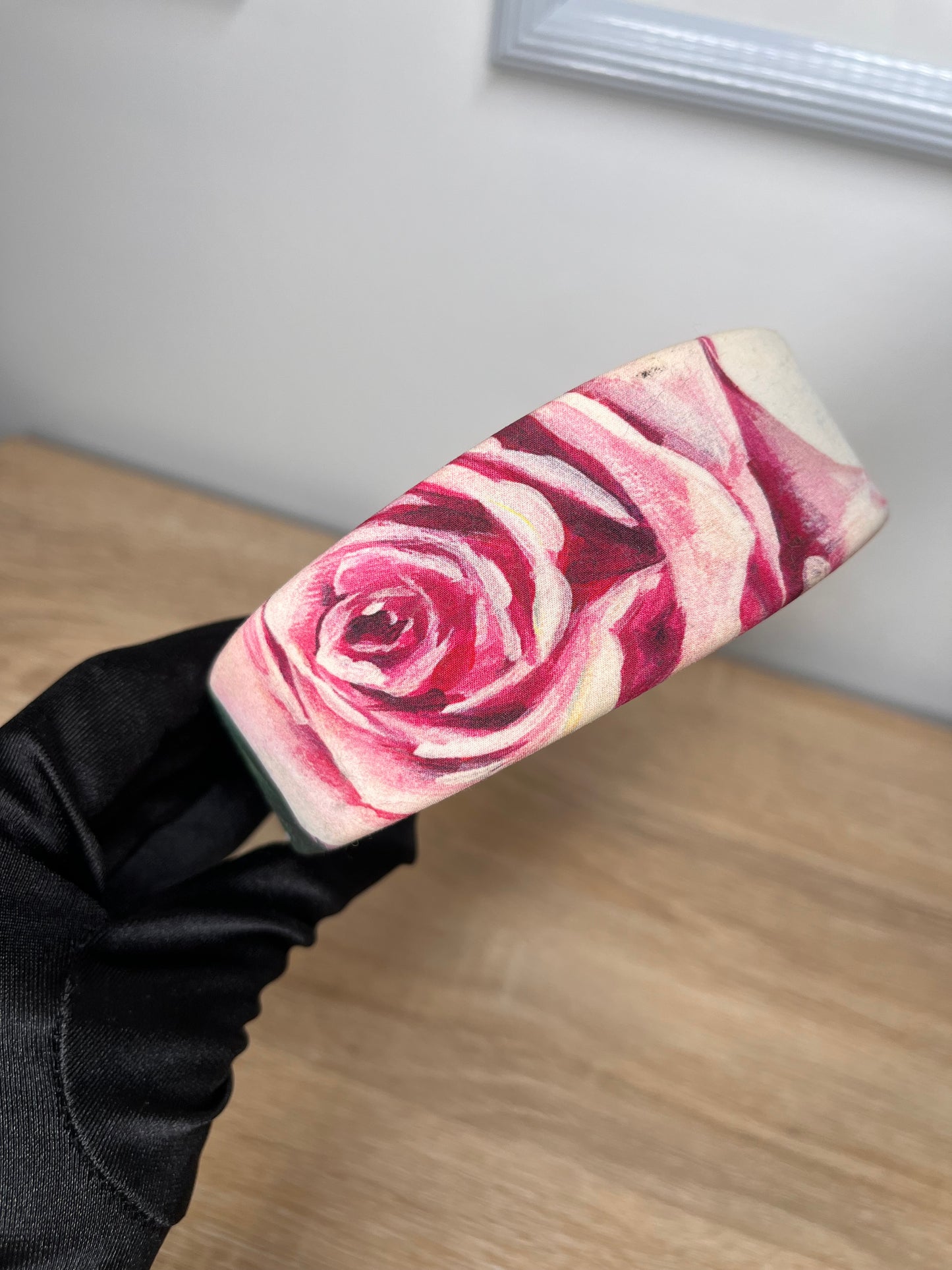 Pre-Owned DOLCE & GABBANA Tropical Rose Headband