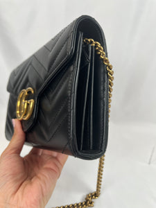 Pre-Owned GUCCI GG Marmont Super Mini Black Handbag