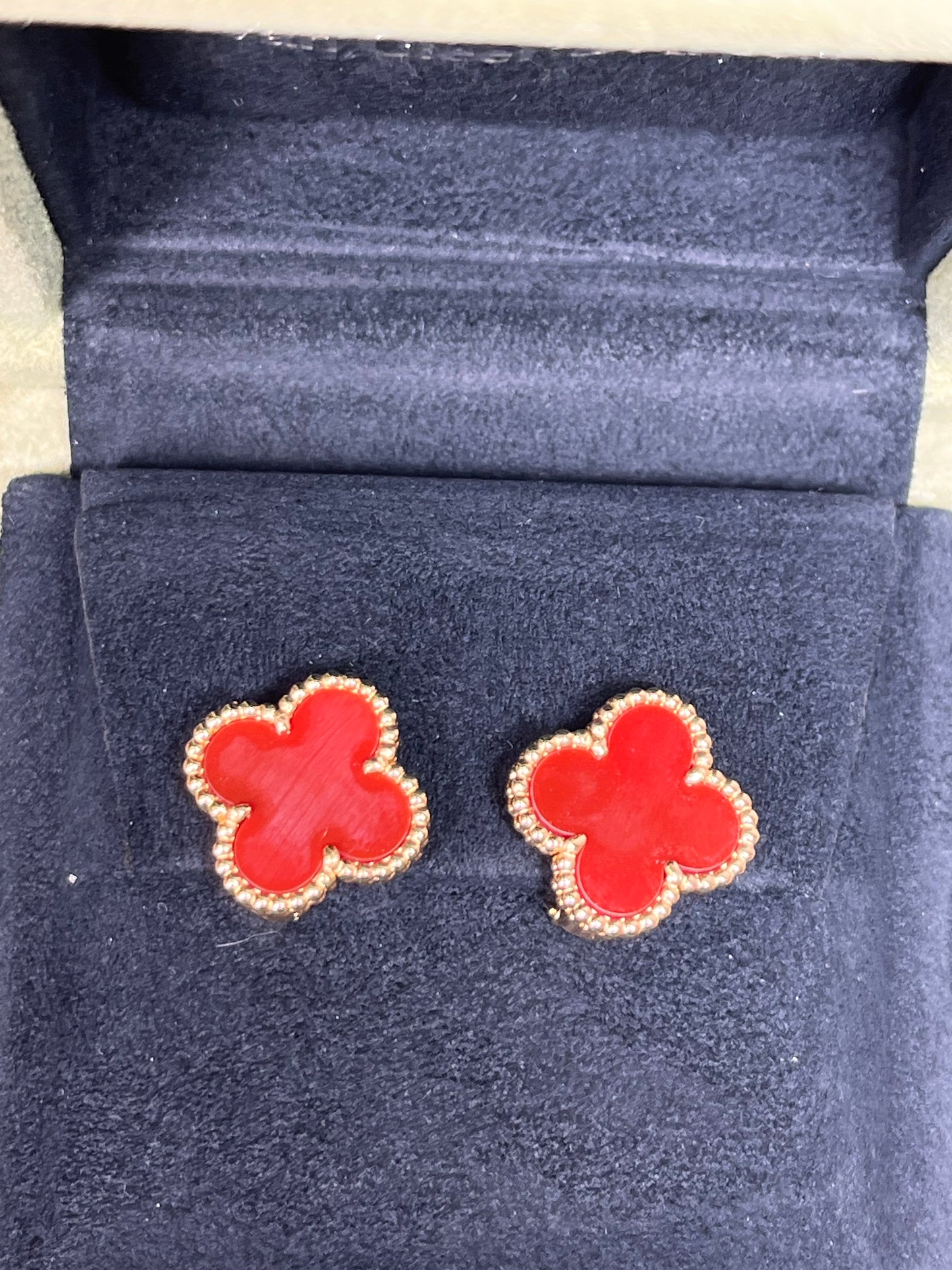Pre-Owned VAN CLEEF & ARPELS Vintage Alhambra Carnelian Earrings