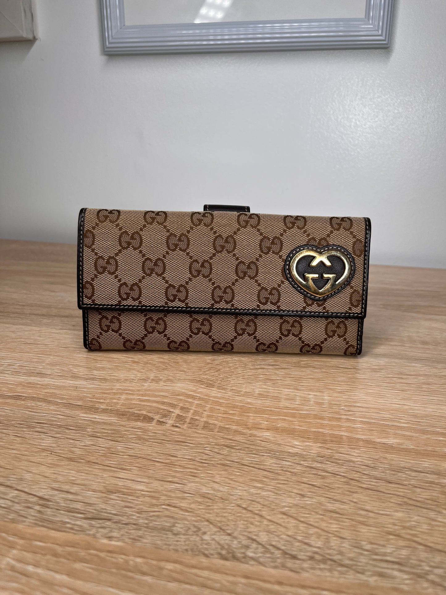 Pre-Owned GUCCI Monogram Wallet