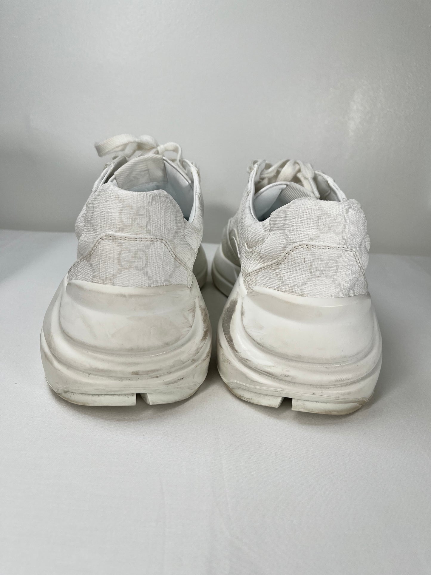 Pre-Owned GUCCI GG Supreme Monogram Womens Rhyton Sneakers, 39.5 White
