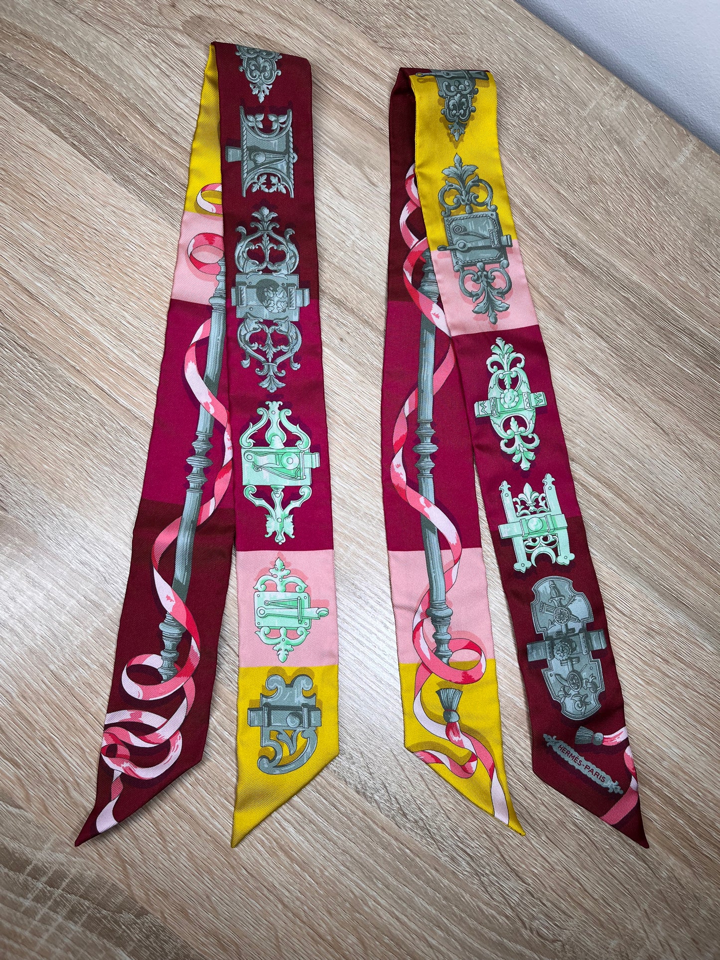 Pre-Owned HERMES Multi Twilly