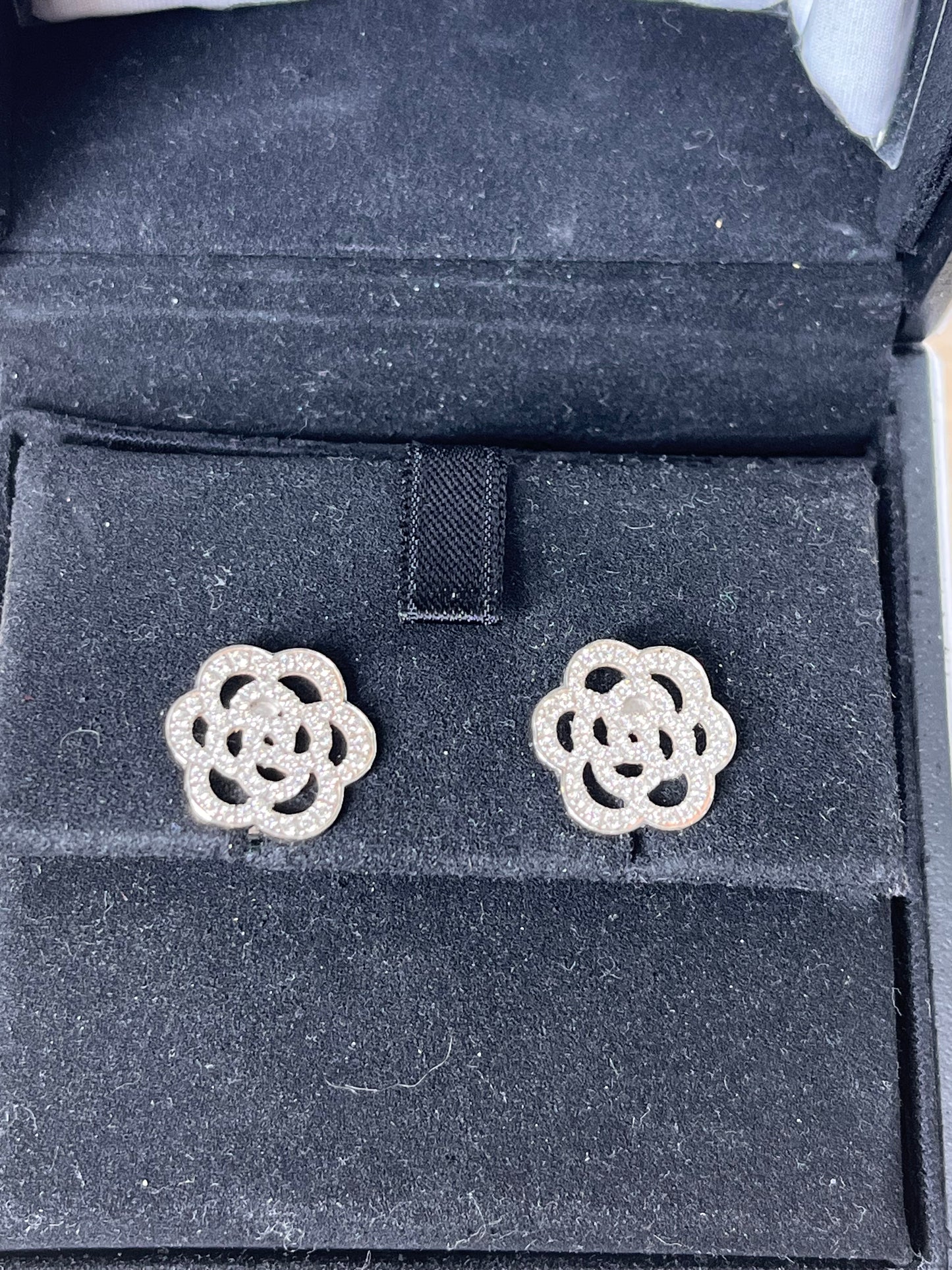 Pre-Owned CHANEL™ Camelia Ajoure Diamond Earrings