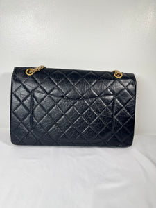 Pre-Owned CHANEL™ Reissue 2.55 Black/GHW Handbag