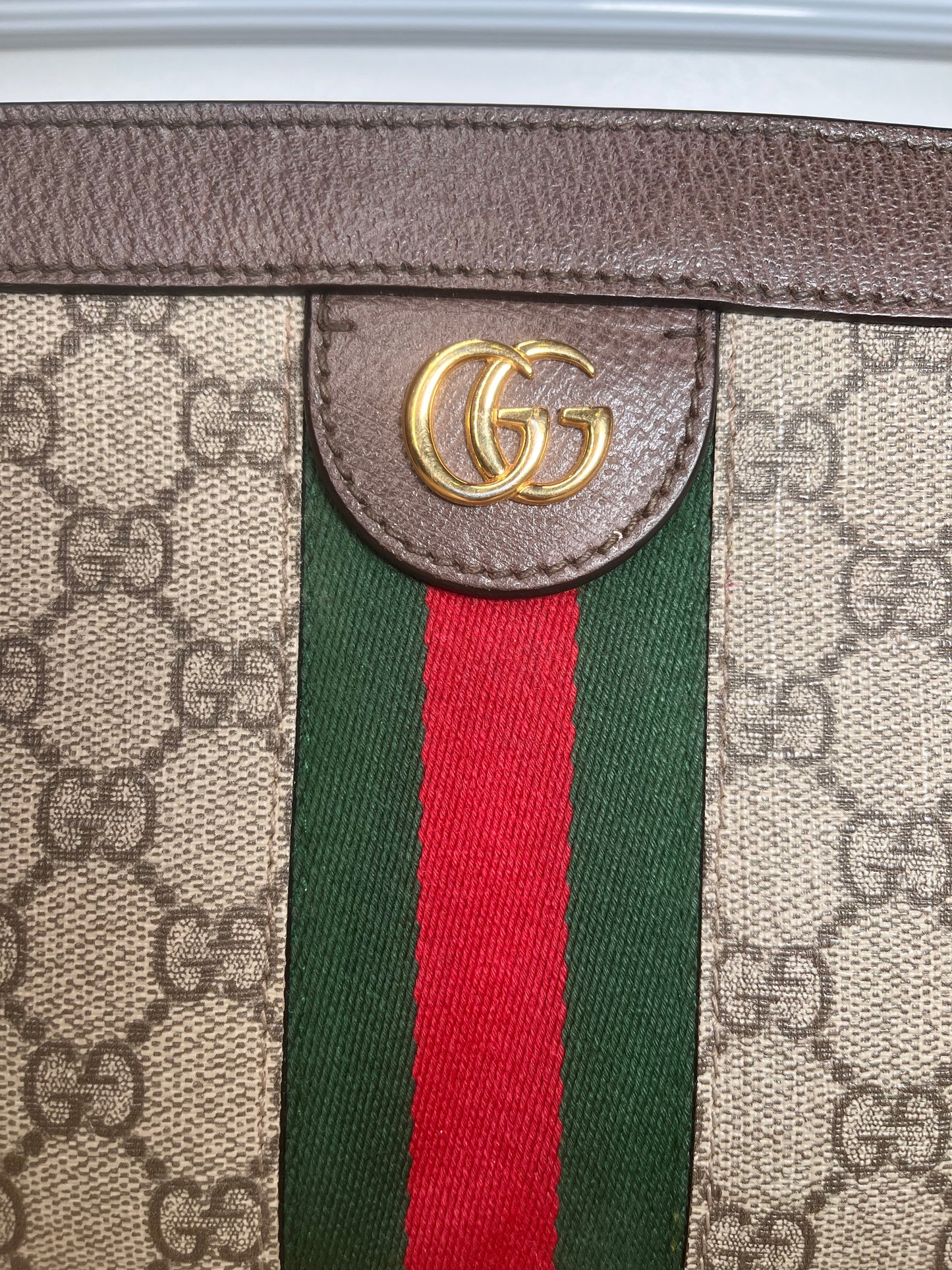 Pre-Owned GUCCI Ophidia Chain Strap Ophidia Handbag, Small