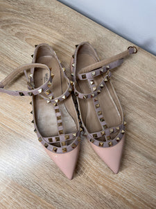 Valentino Rockstud Nude Flats,37