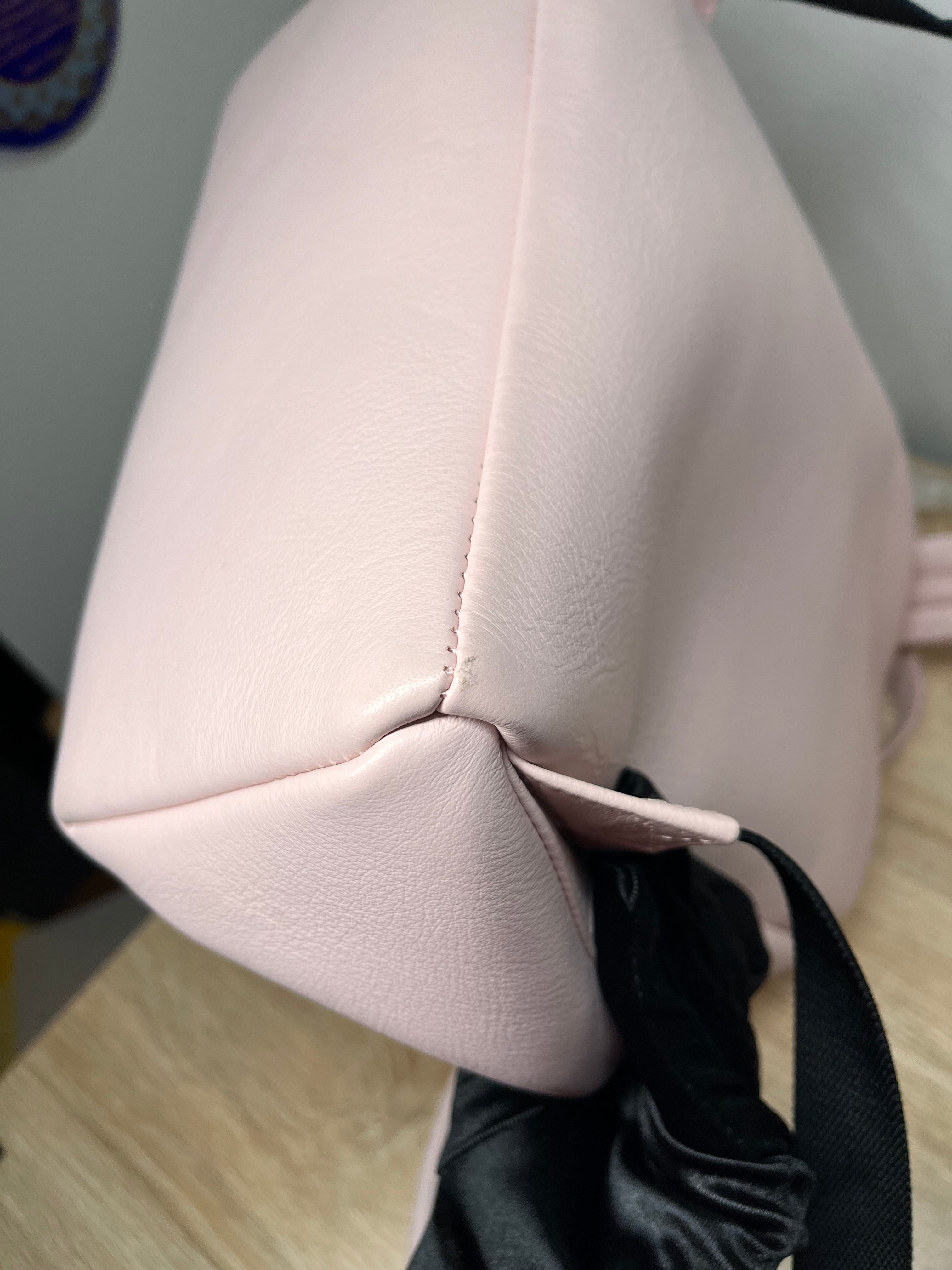 Pre-Owned BALENCIAGA Calfskin Everyday Light Rose Backpack, 9.5" x 14" x 4.75