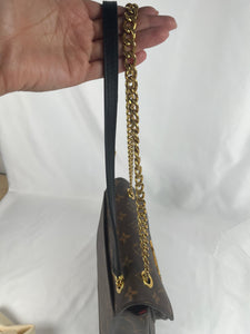 Louis Vuitton Monogram Passy  Handbag