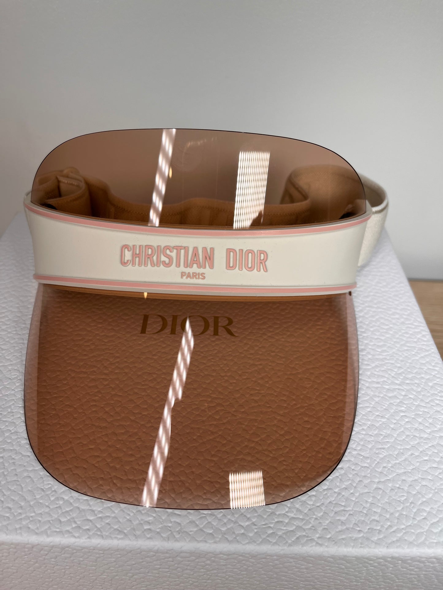 Pre-Owned CHRISTIAN DIOR Pink Visor,One Size