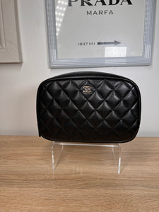 Pre-Owned CHANEL™ Caviar Quilted Cosmetic Black Pouch