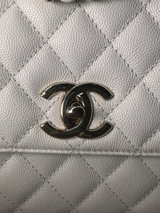 Pre-Owned CHANEL™ Caviar Quilted Coco Handle Flap White/Light Gold Handbag