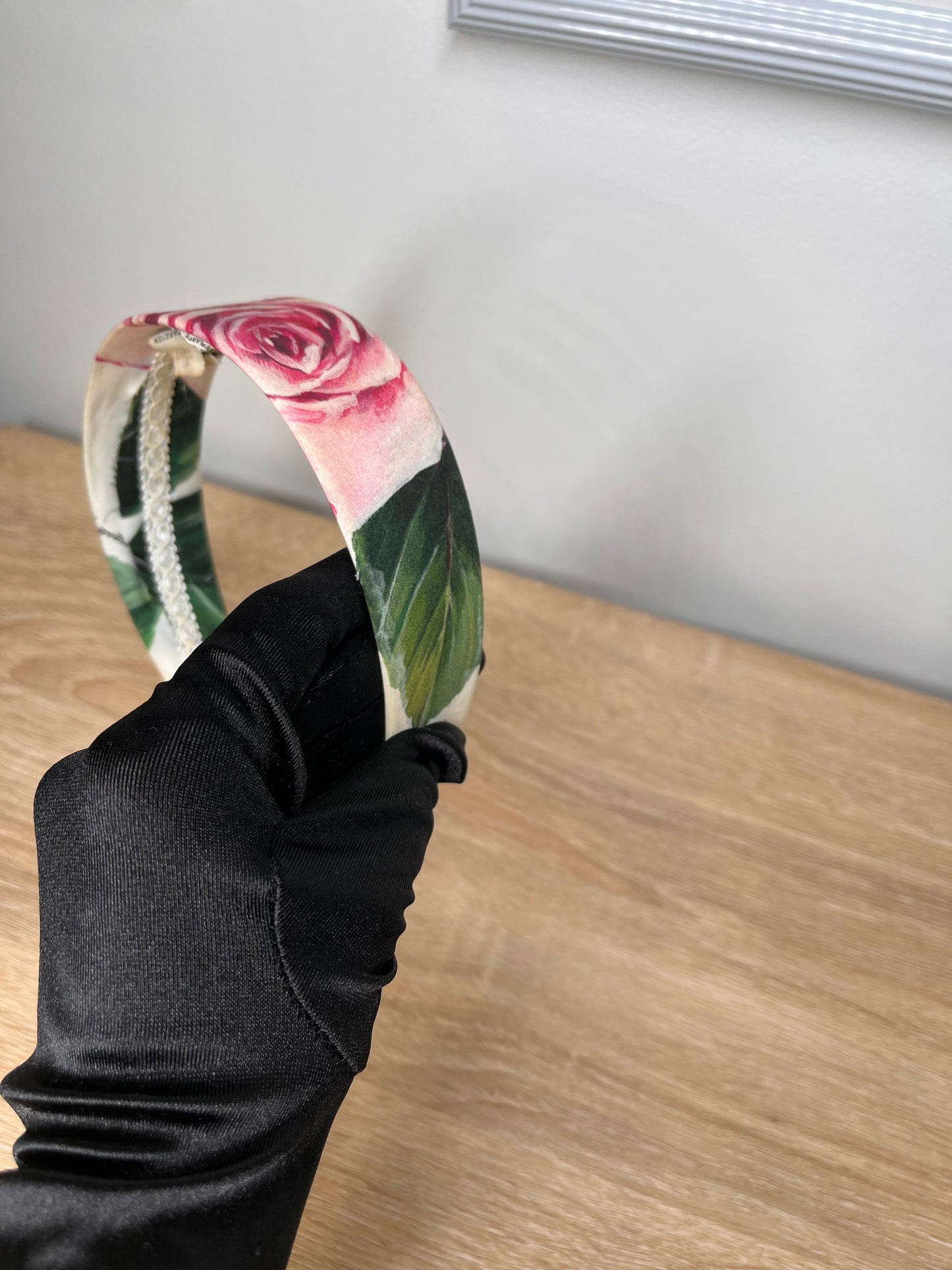 Pre-Owned DOLCE & GABBANA Tropical Rose Headband