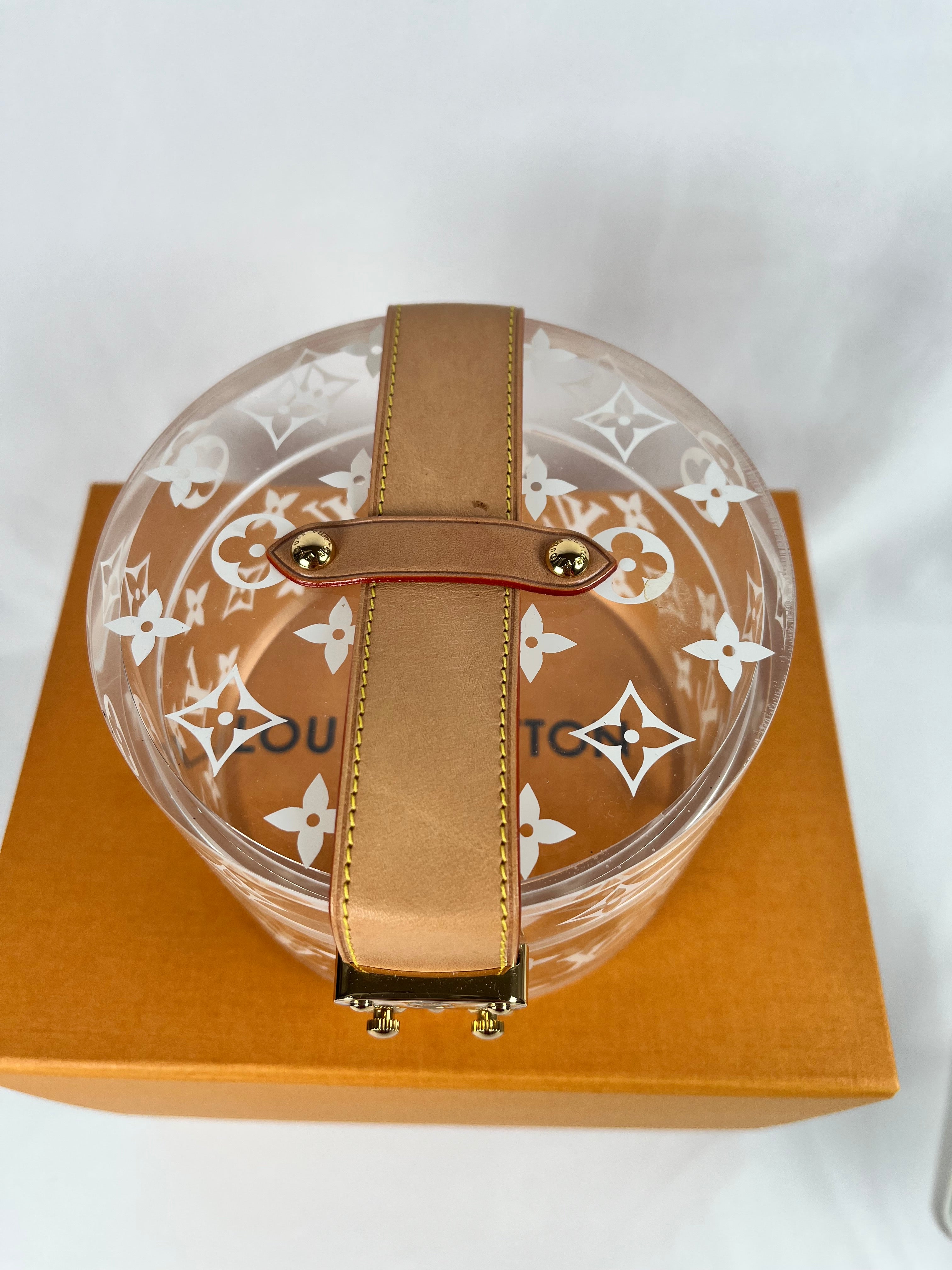 Pre-Owned LOUIS VUITTON Plexiglass Box Scott Transparent Belt Bag