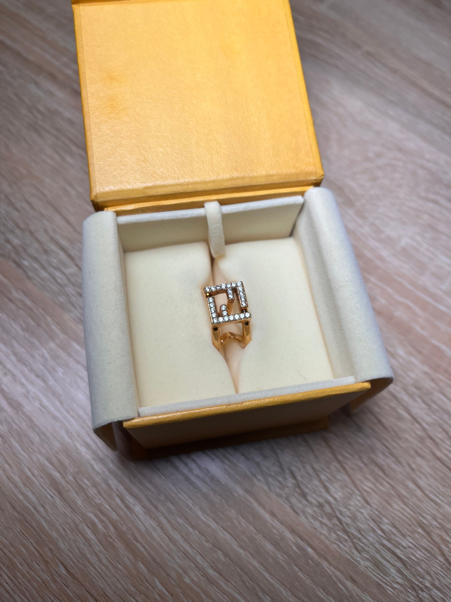 Pre-Owned FENDI FF Gold Ring, Small