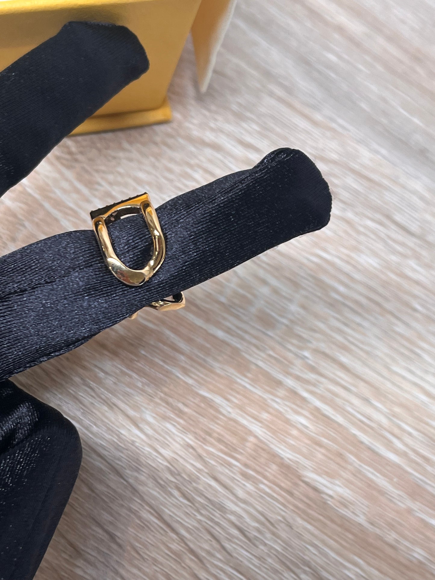 Pre-Owned FENDI FF Gold Ring, Small