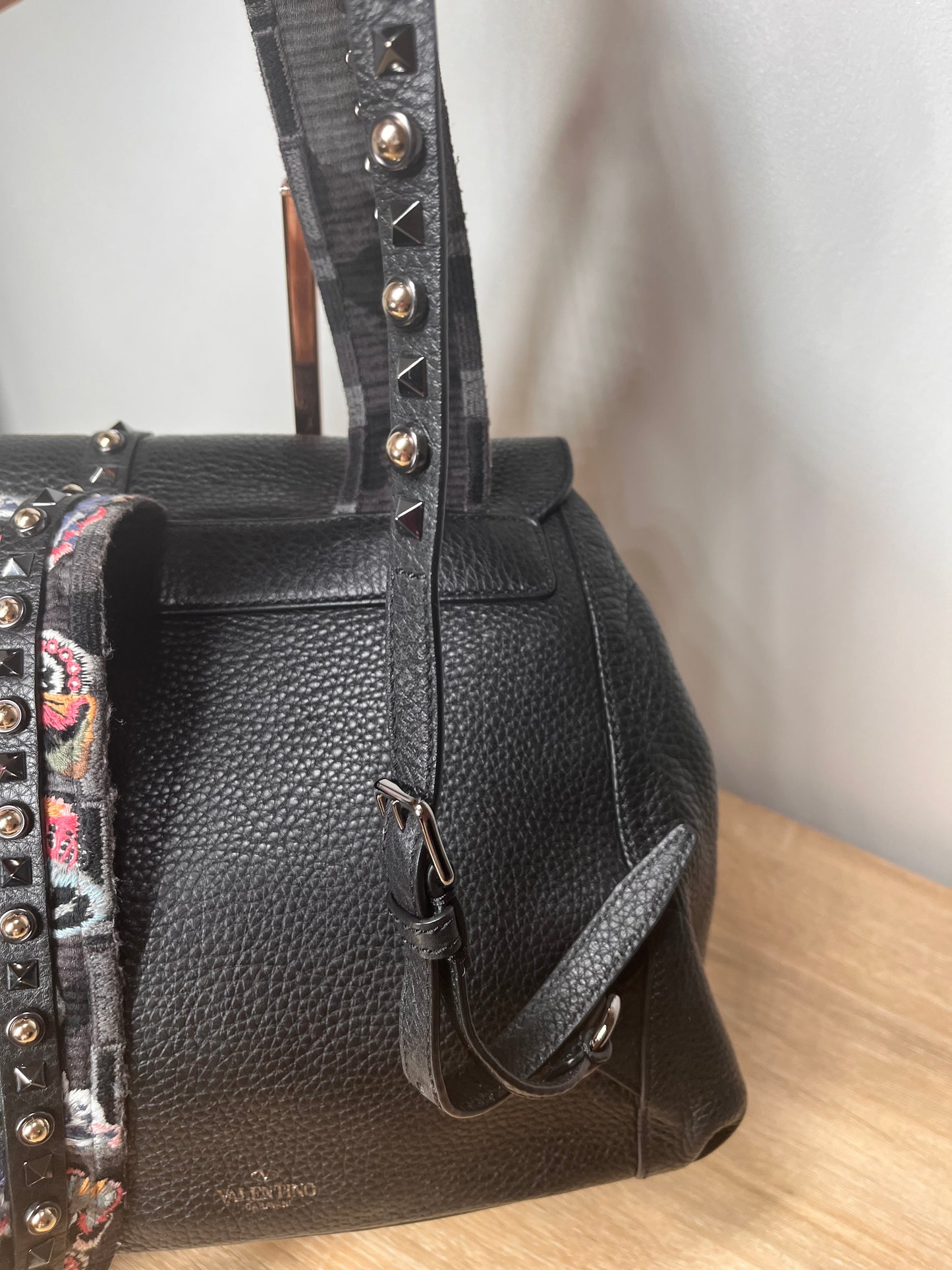 Pre-Owned VALENTINO Rockstud - Special edition straps Black Backpack, 11 by 13 by 5"