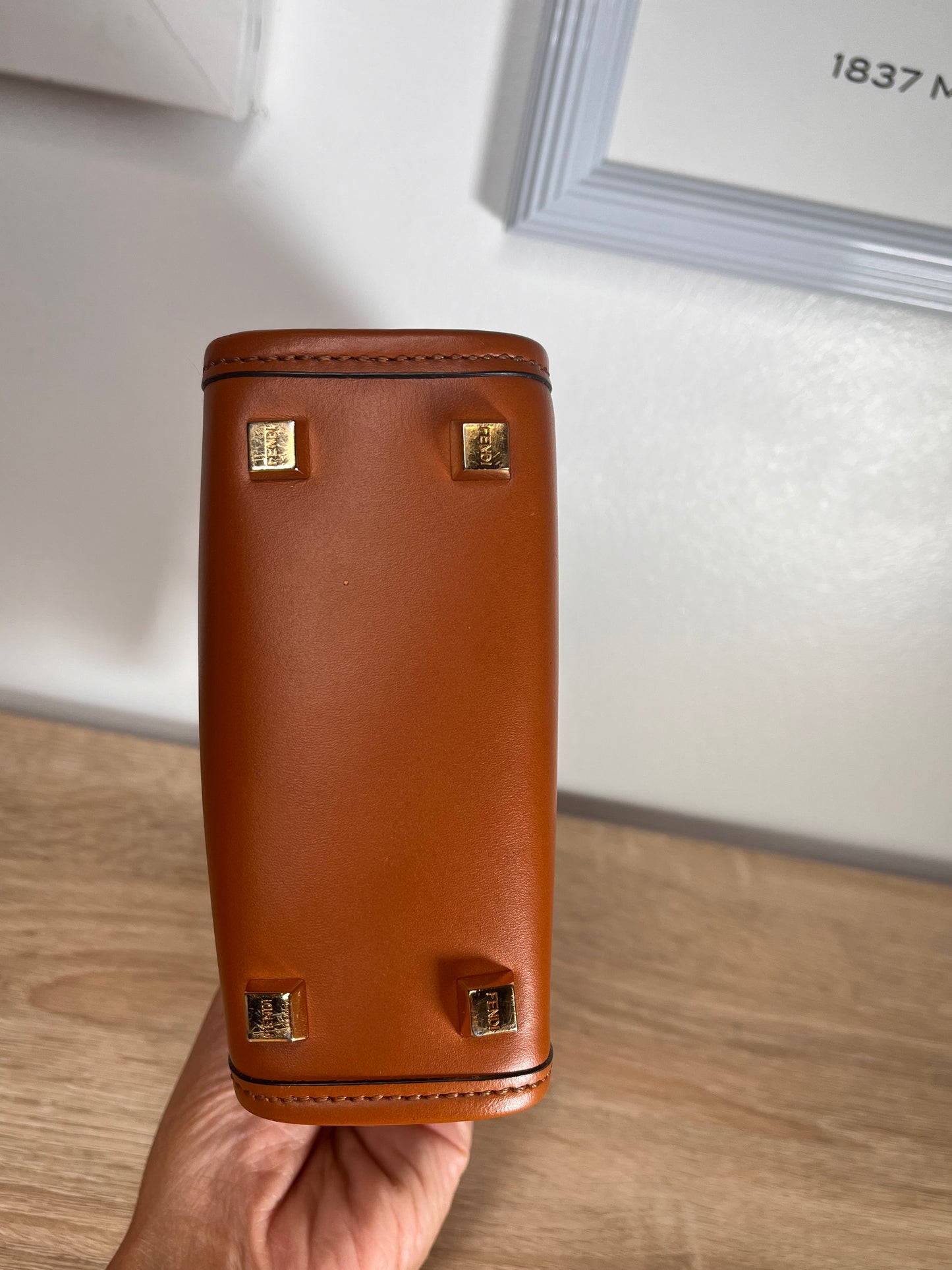 Pre-Owned FENDI Sunshine Brown Handbag,Mini