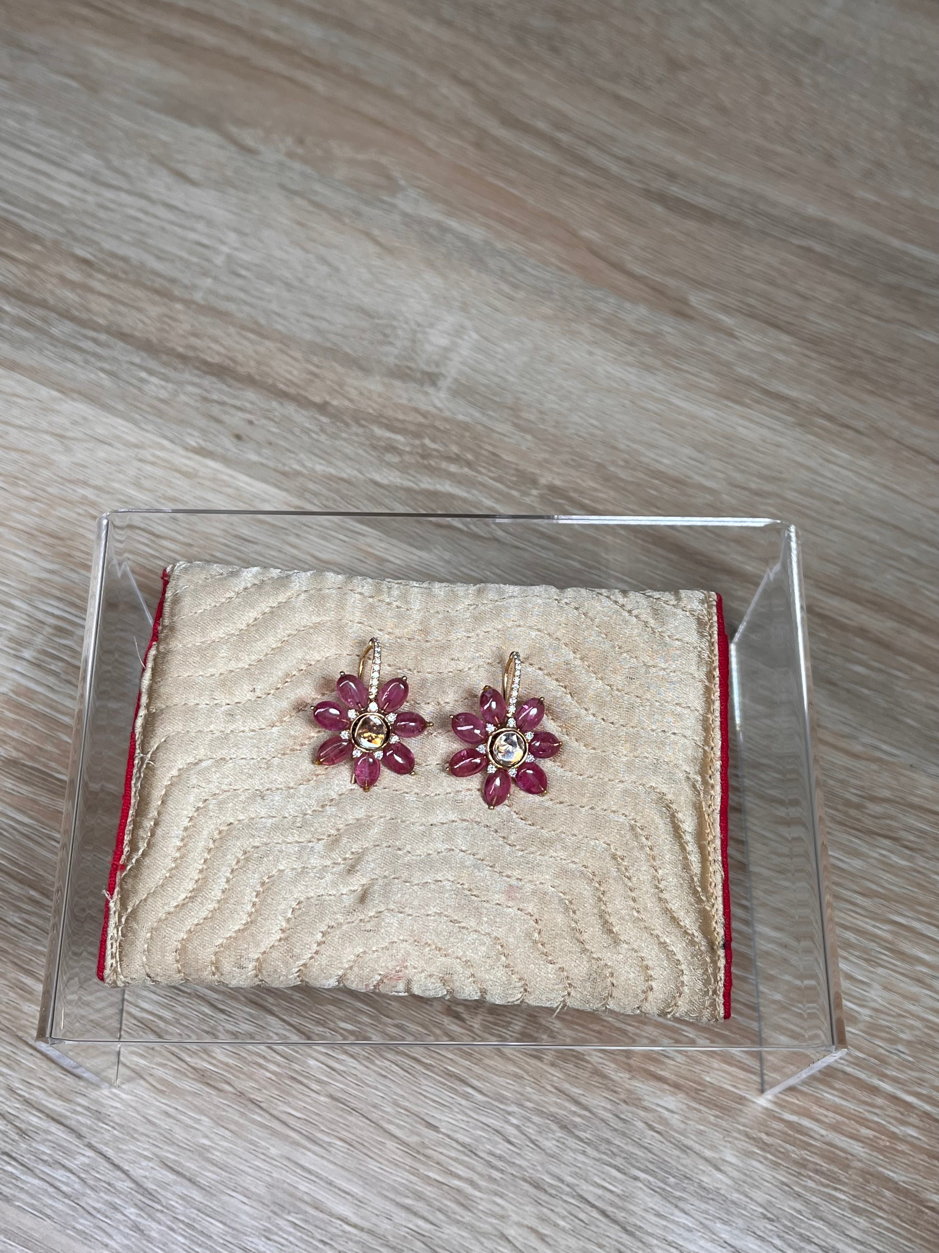 Pre-Owned AMRAPALI Jaipur Gold Ruby Diamond Floral Drop Gold/Ruby Earrings