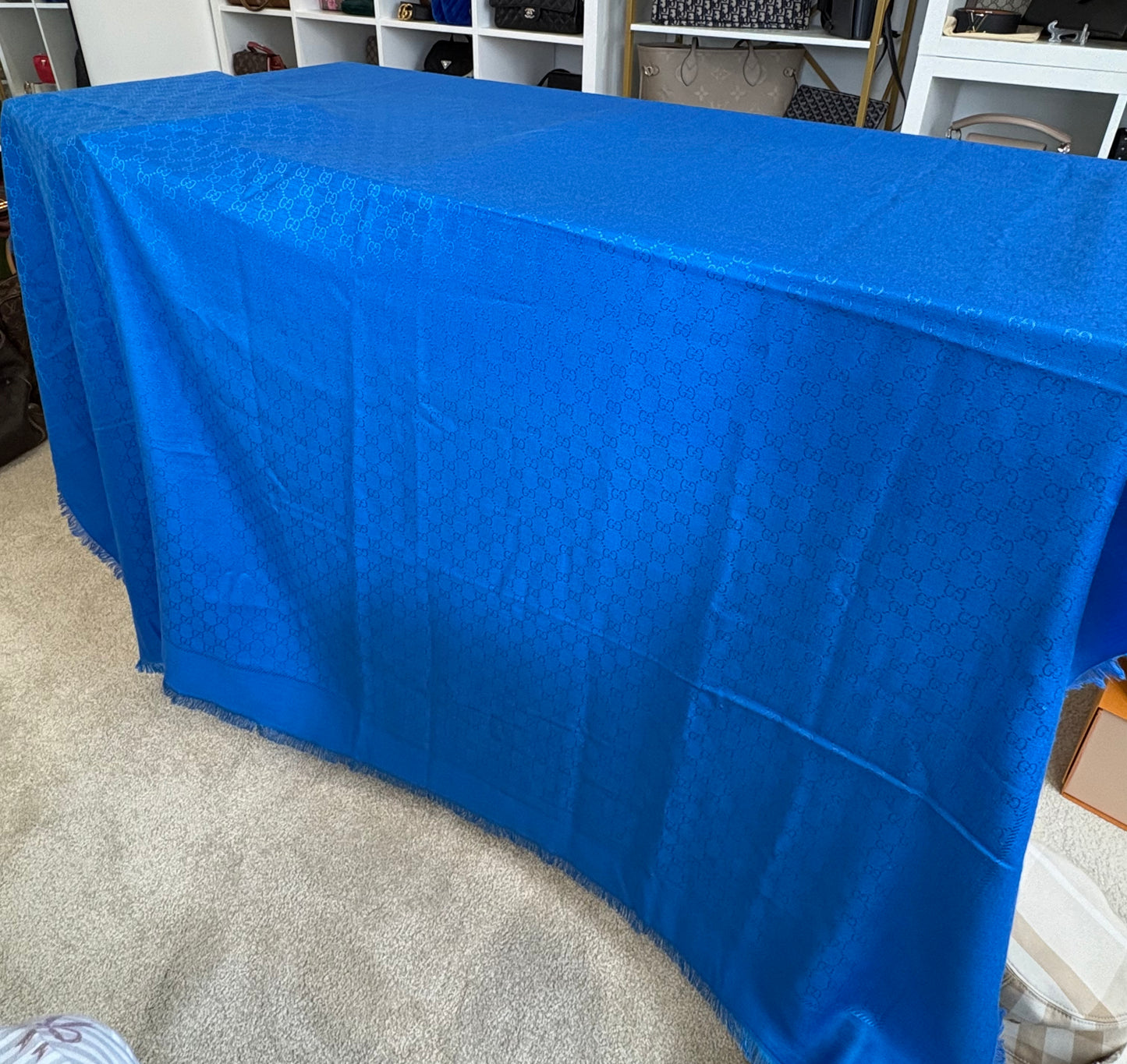 Pre-Owned GUCCI Jacquard Silk Wool Shawl, Blue
