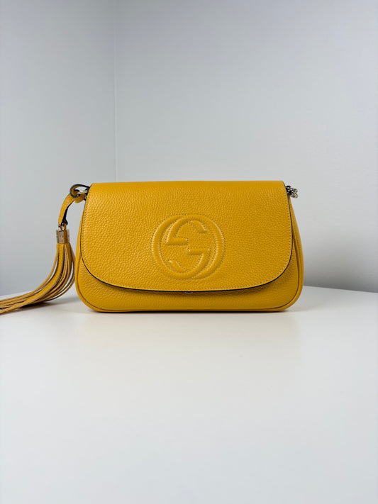 Pre-Owned GUCCI Soho Chain Should Handbag, Yellow