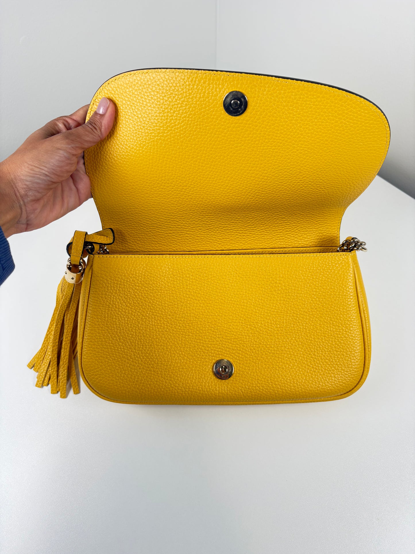 Pre-Owned GUCCI Soho Chain Should Handbag, Yellow