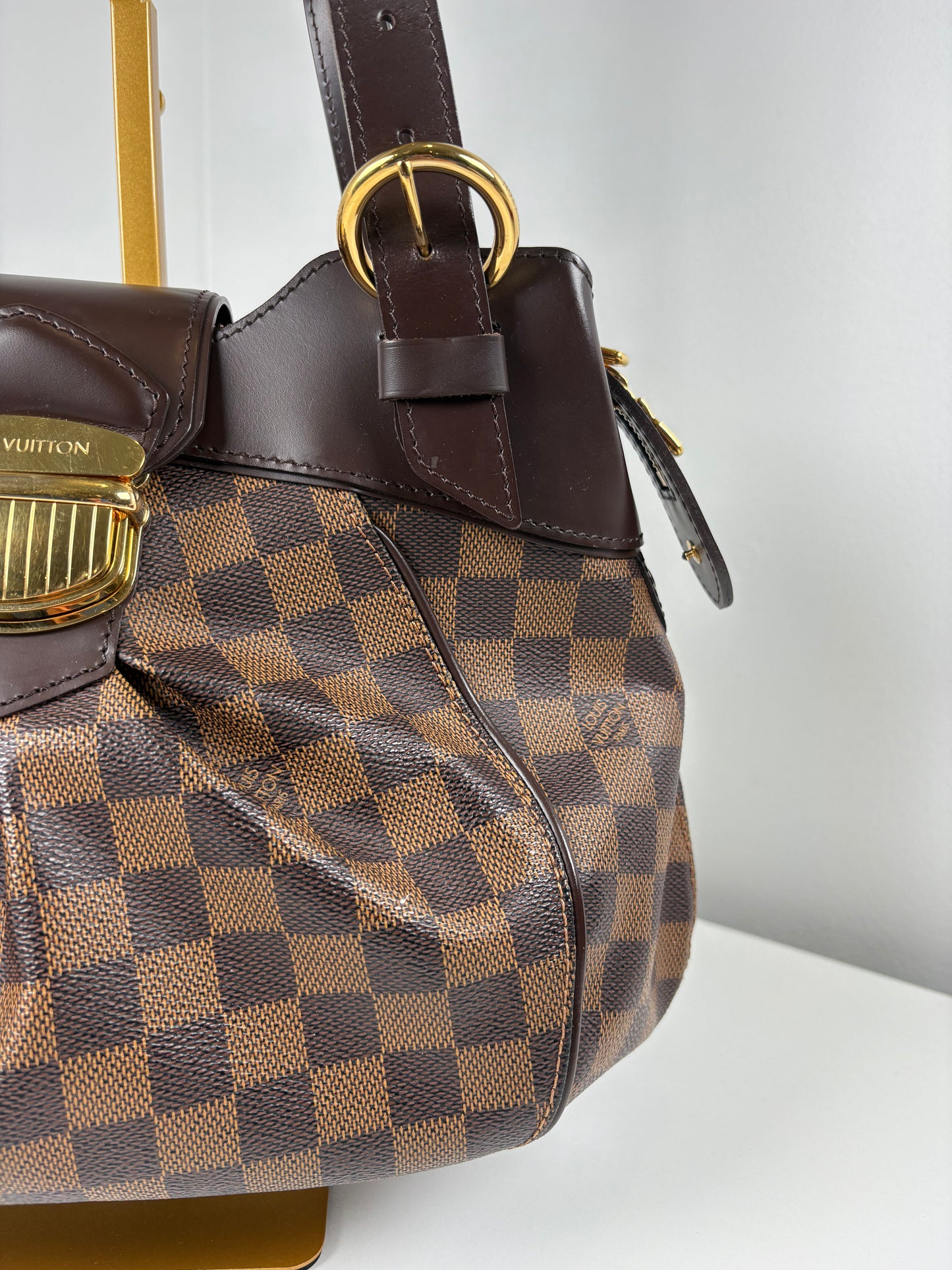 Pre-Owned LOUIS VUITTON Sistina Handbag, Damier Ebene, PM