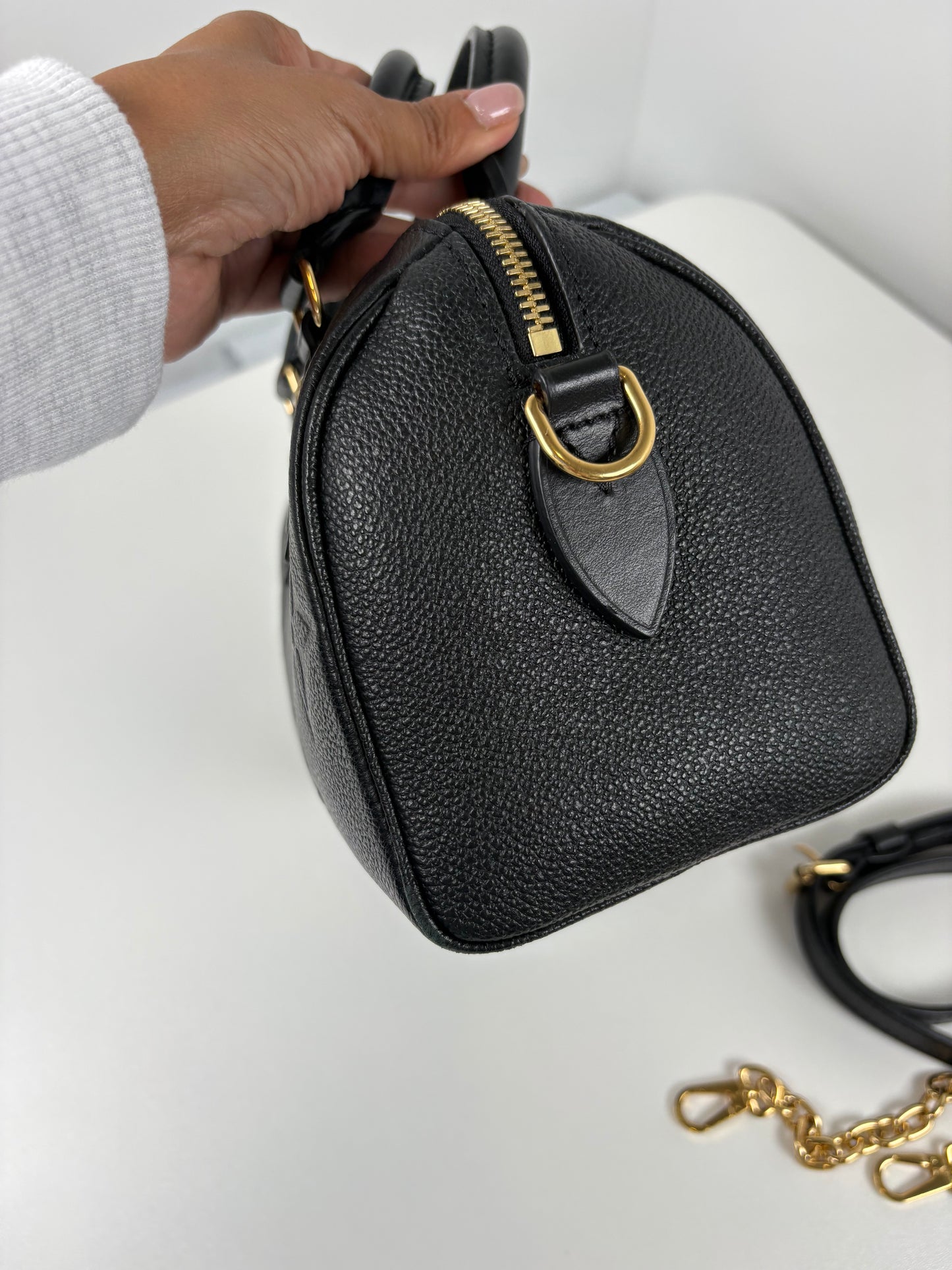 Pre-Owned LOUIS VUITTON Speedy 20B Handbag, Black