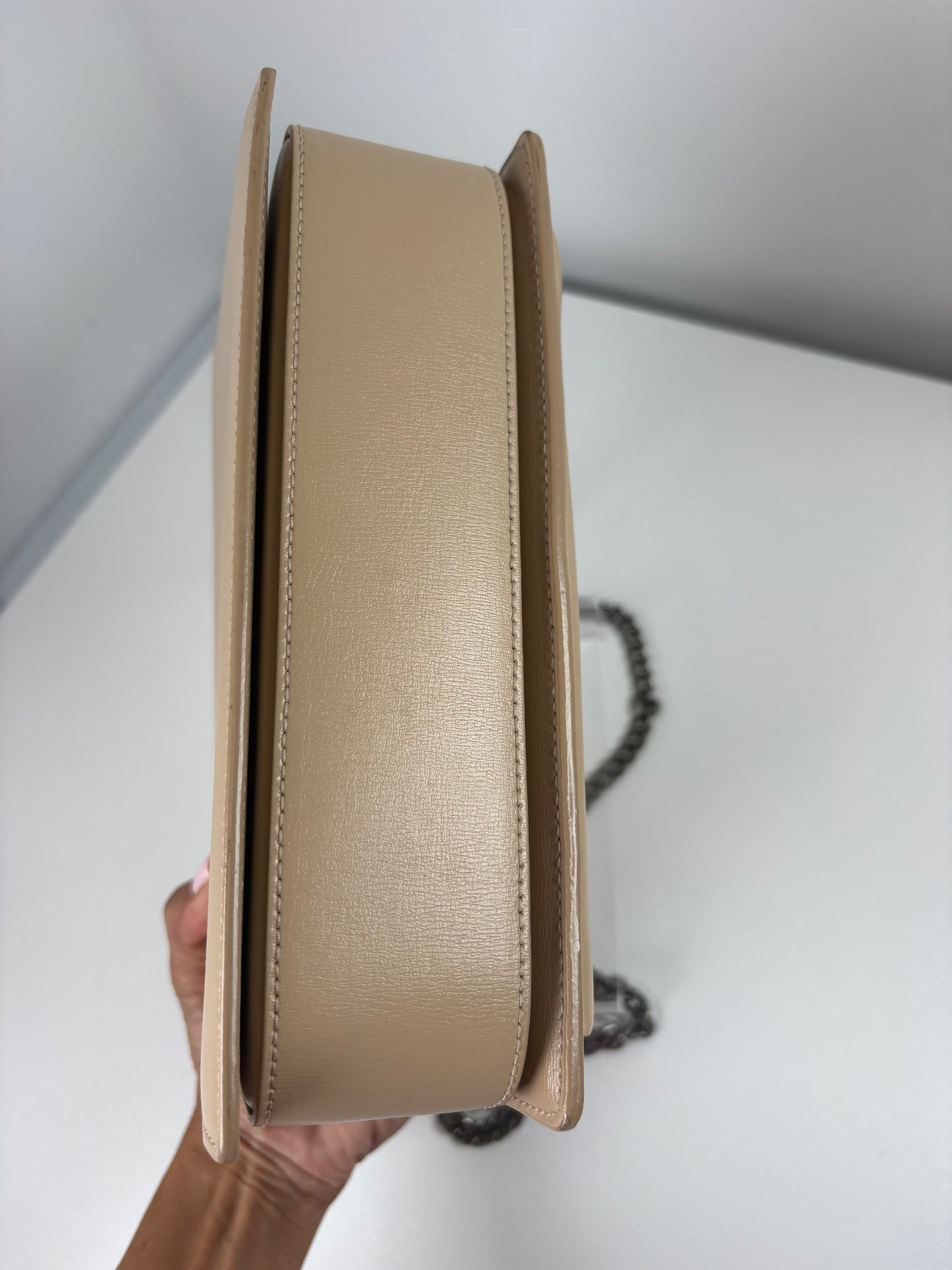 Pre-Owned SAINT LAURENT Bellechasse Handbag, Beige, Medium