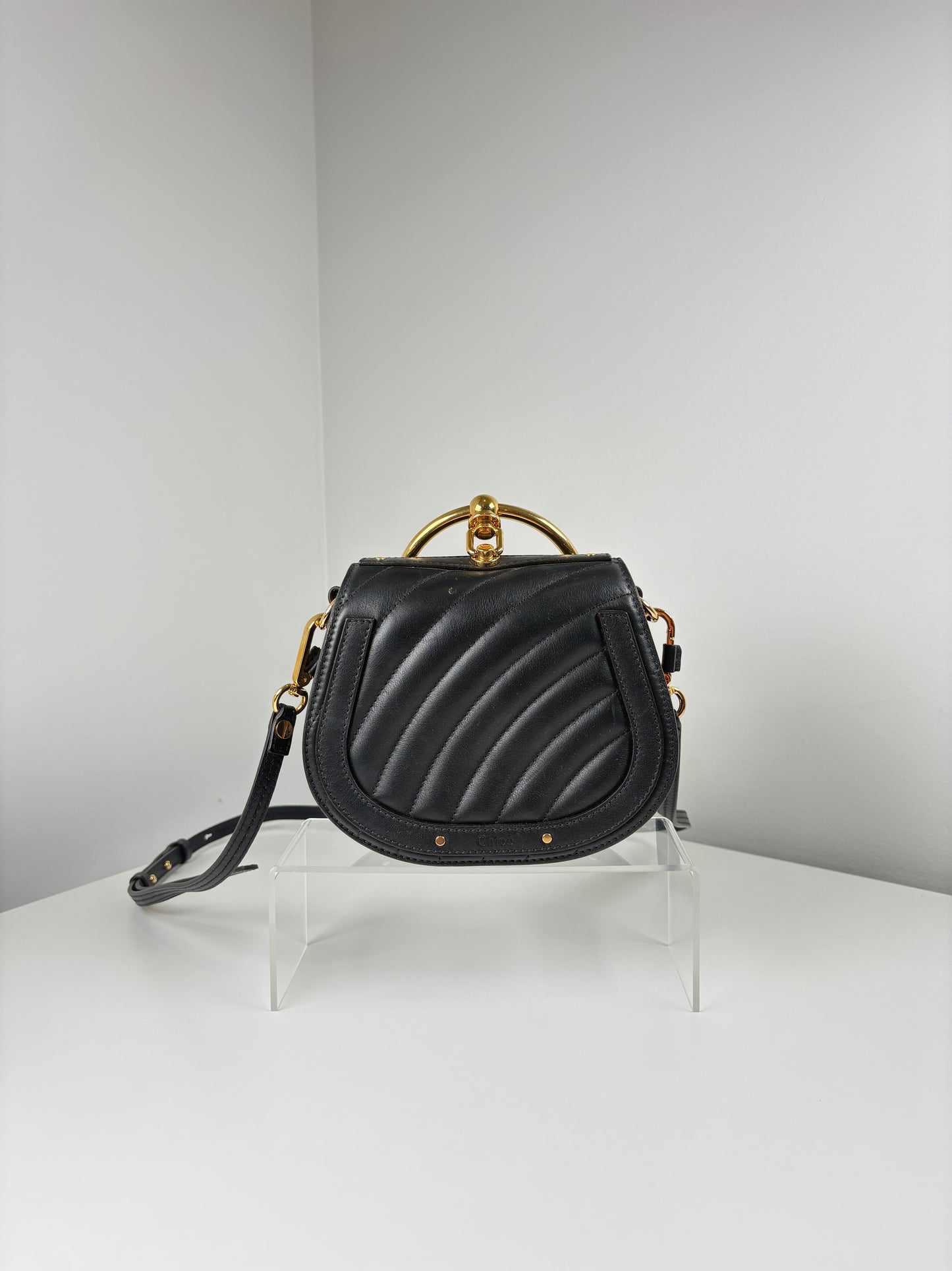 Pre-Owned CHLOE Nile Bracelet Handbag, Black