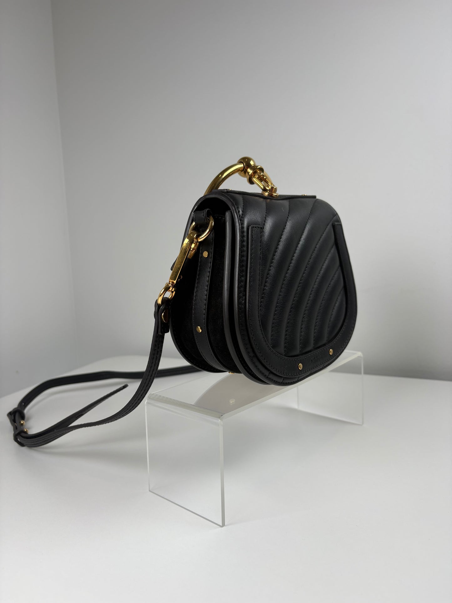 Pre-Owned CHLOE Nile Bracelet Handbag, Black