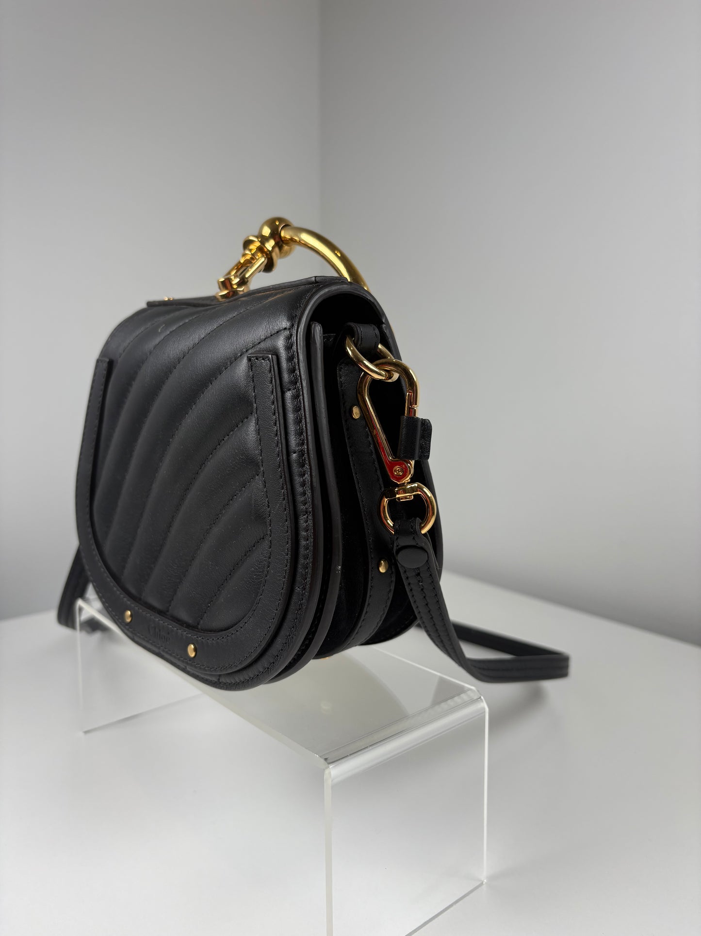 Pre-Owned CHLOE Nile Bracelet Handbag, Black