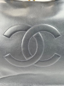 Pre-Owned CHANEL™ Vintage XL Timeless CC Dark Blue Handbag