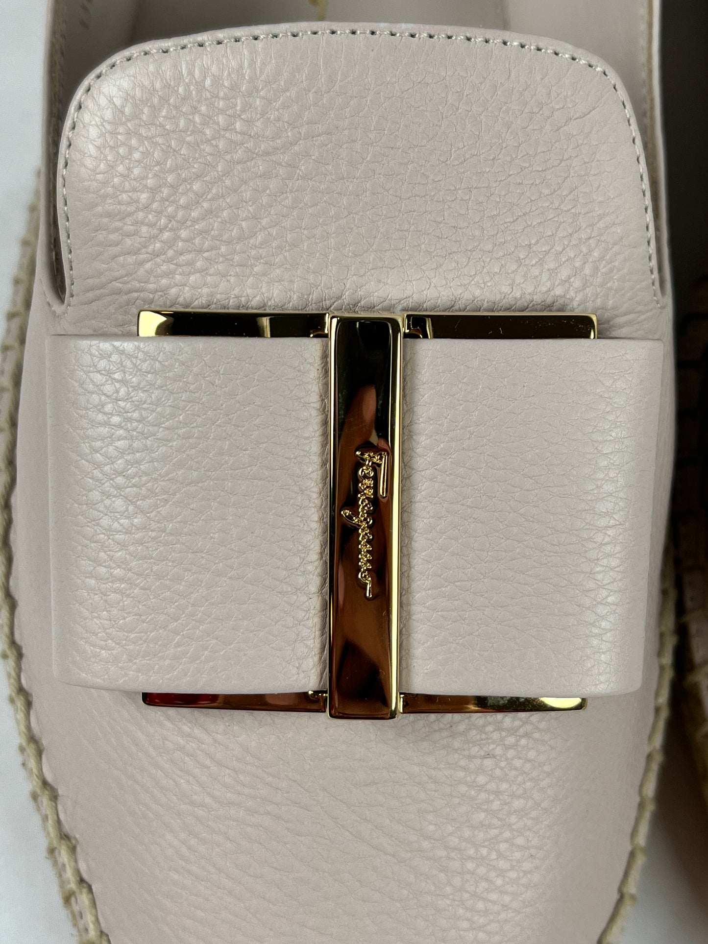 Pre-Owned SALVATORE FERRAGAMO Sannio En Cuir Pierre Espadrilles, 9.5C