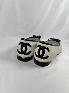Pre-Owned CHANEL™ Pony Hair Cap Toe Black/White Flats, 40